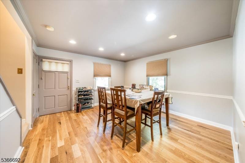 Roseland Boro, NJ 07068,518 Eagle Rock Avenue