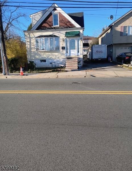 Garfield City, NJ 07026,719 Midland Ave