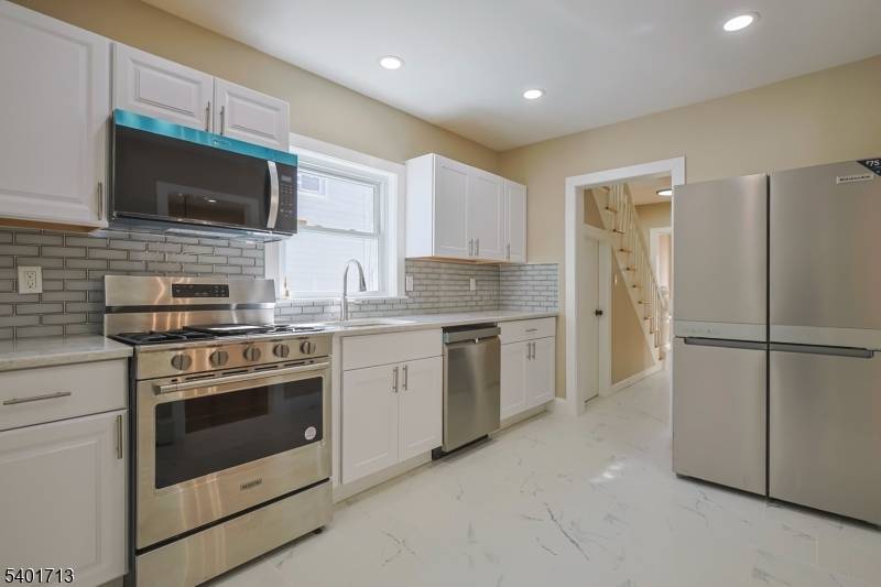 Plainfield City, NJ 07063,325 Manson Pl