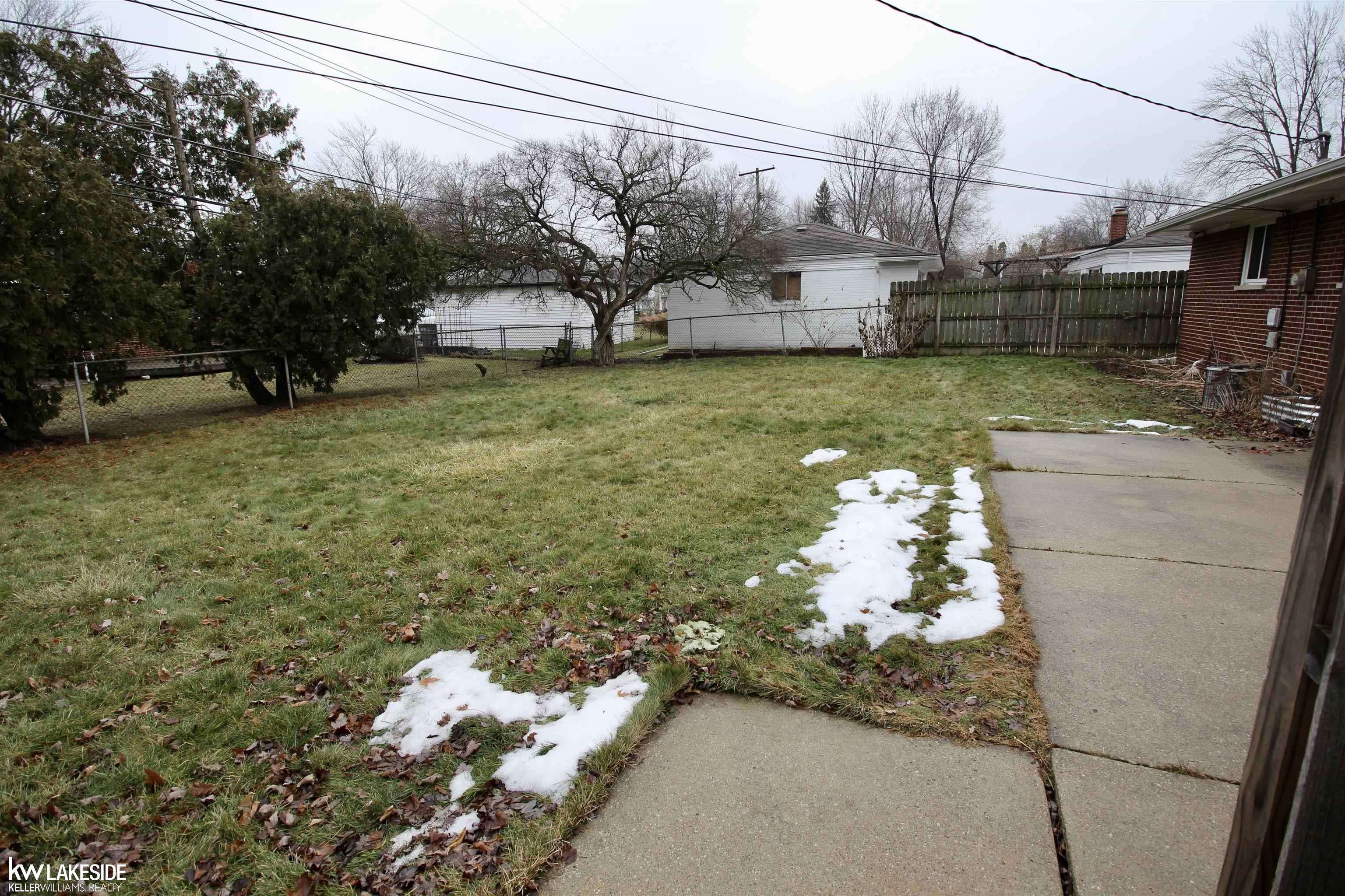 Clinton Township, MI 48035,36344 Nitchun ST