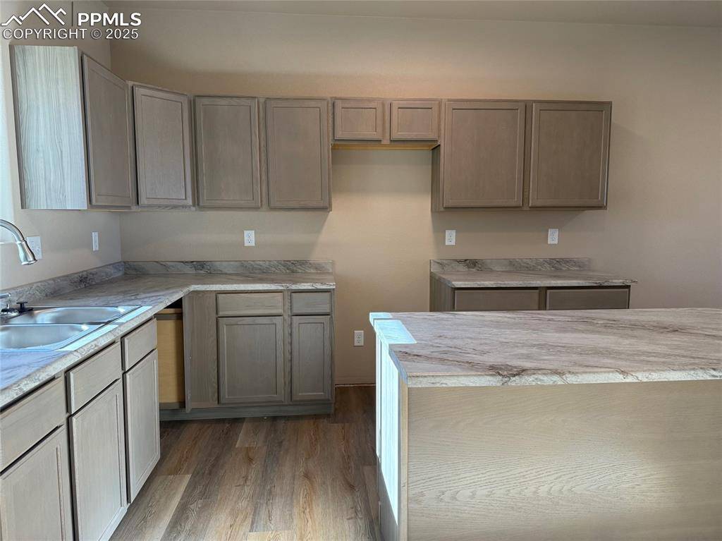 Pueblo, CO 81008,2314 Starboard LN