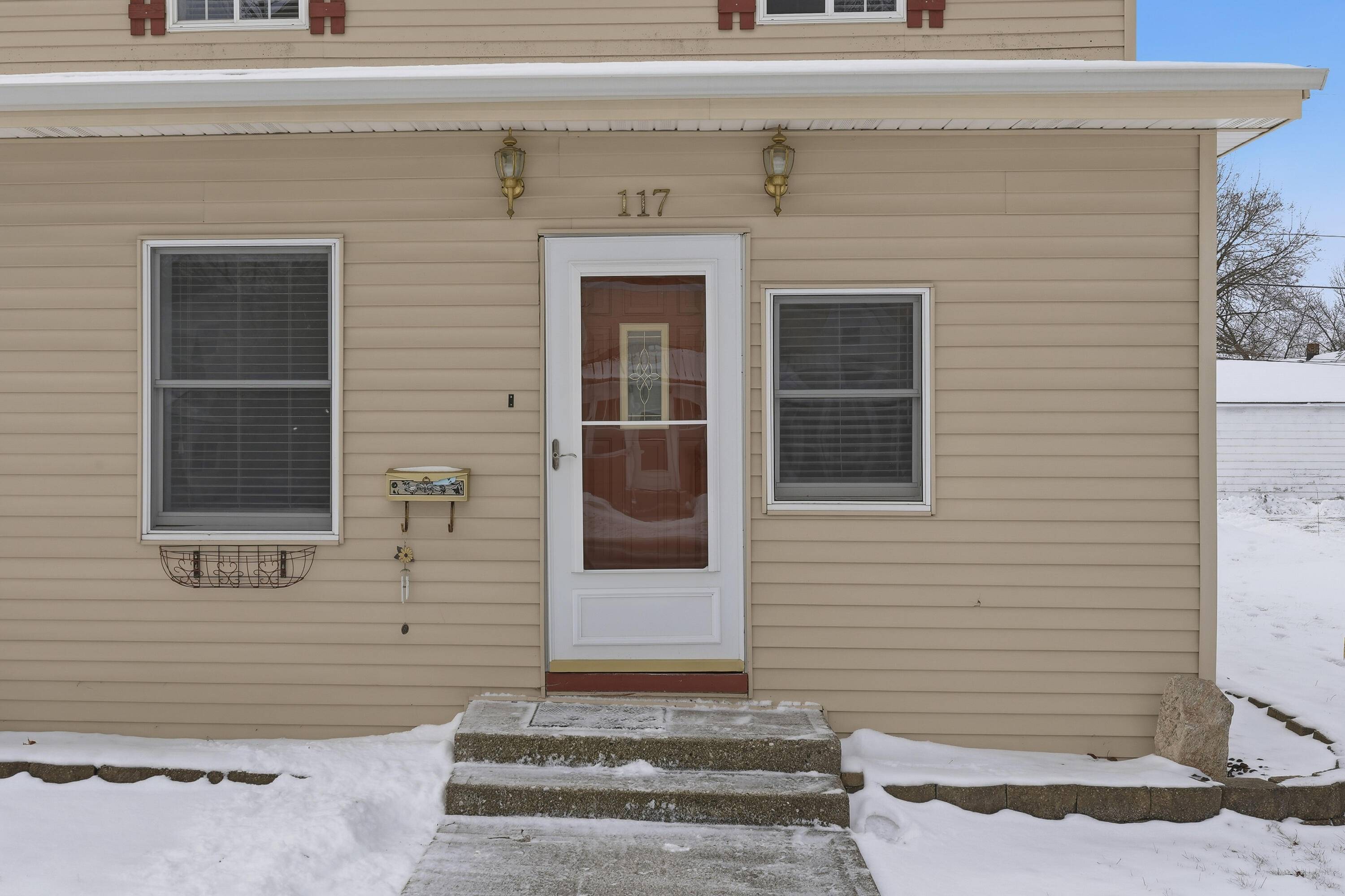 Big Rapids, MI 49307,117 N 3rd AVE