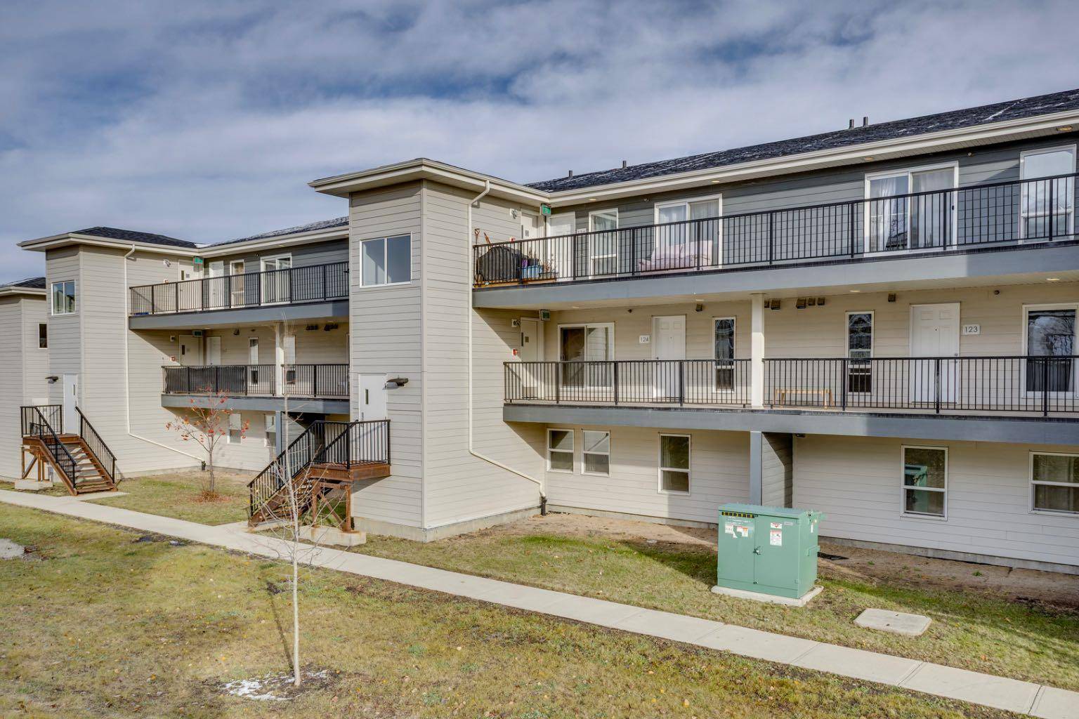 Fort Mcmurray, AB T9J1L7,201 Abasand DR #134