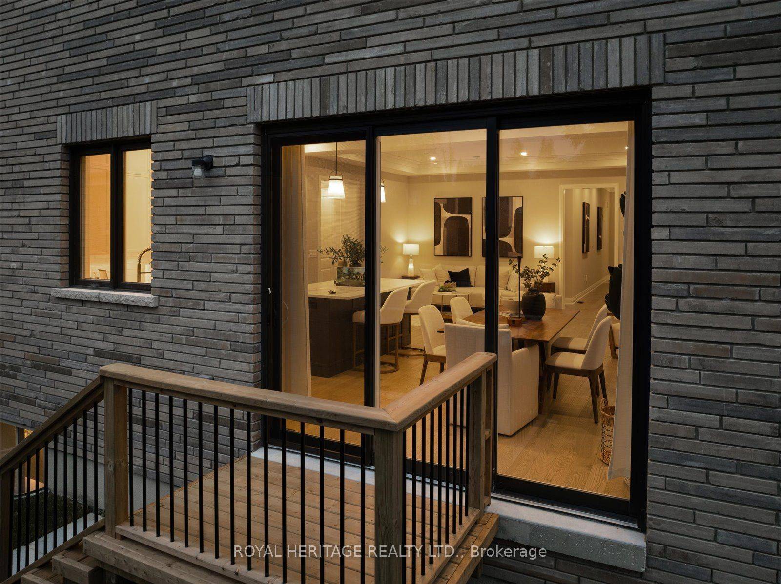 Whitby, ON L1N 2S6,7 Inverlynn WAY