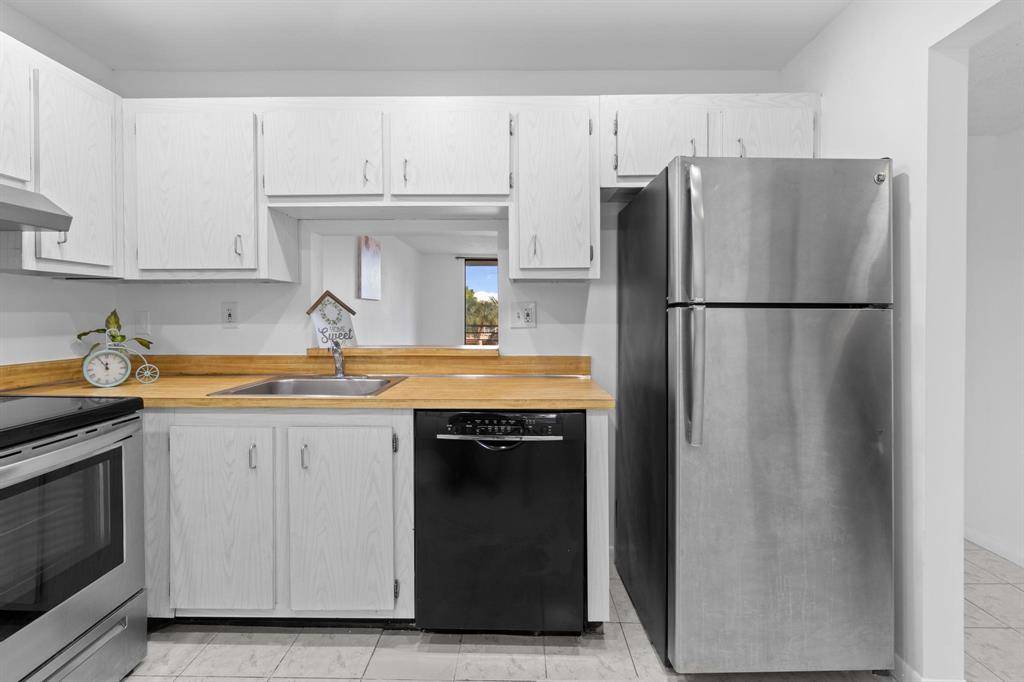 North Lauderdale, FL 33068,1830 SW 81st. Ave ##4317