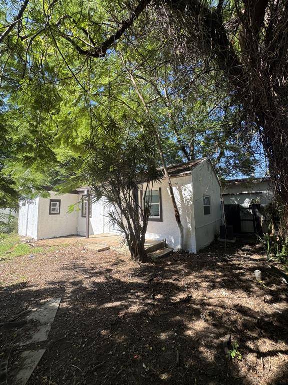 Miami, FL 33150,261 NW 81st St #B