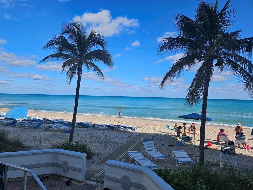 Fort Lauderdale, FL 33308,3850 Galt Ocean Dr #208