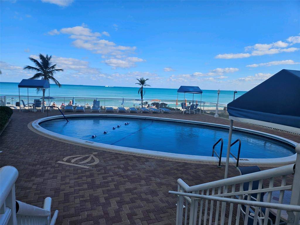 Fort Lauderdale, FL 33308,3850 Galt Ocean Dr #208