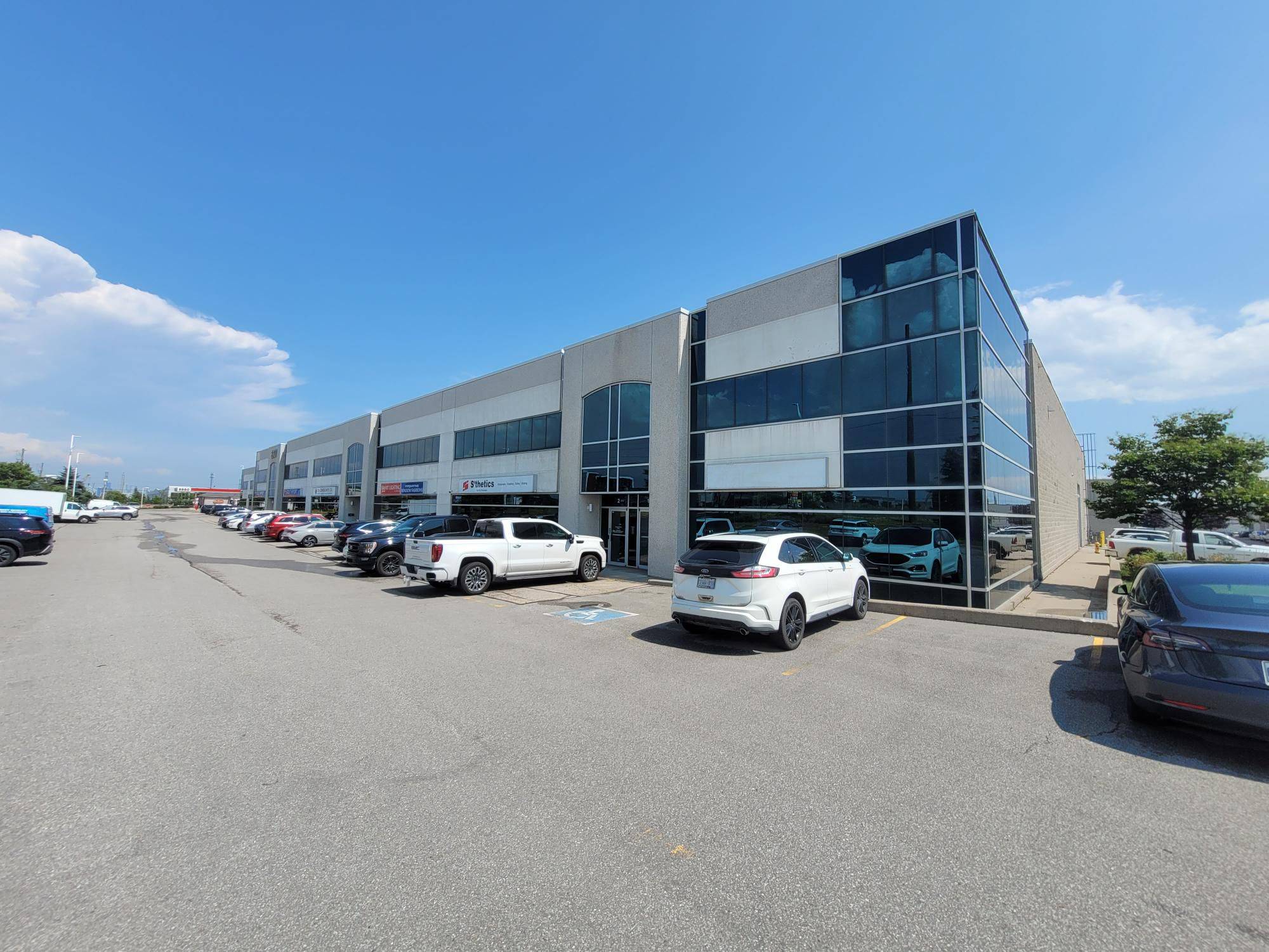 Vaughan, ON L4H 0K7,6201 Highway 7 N/A #Unit 1