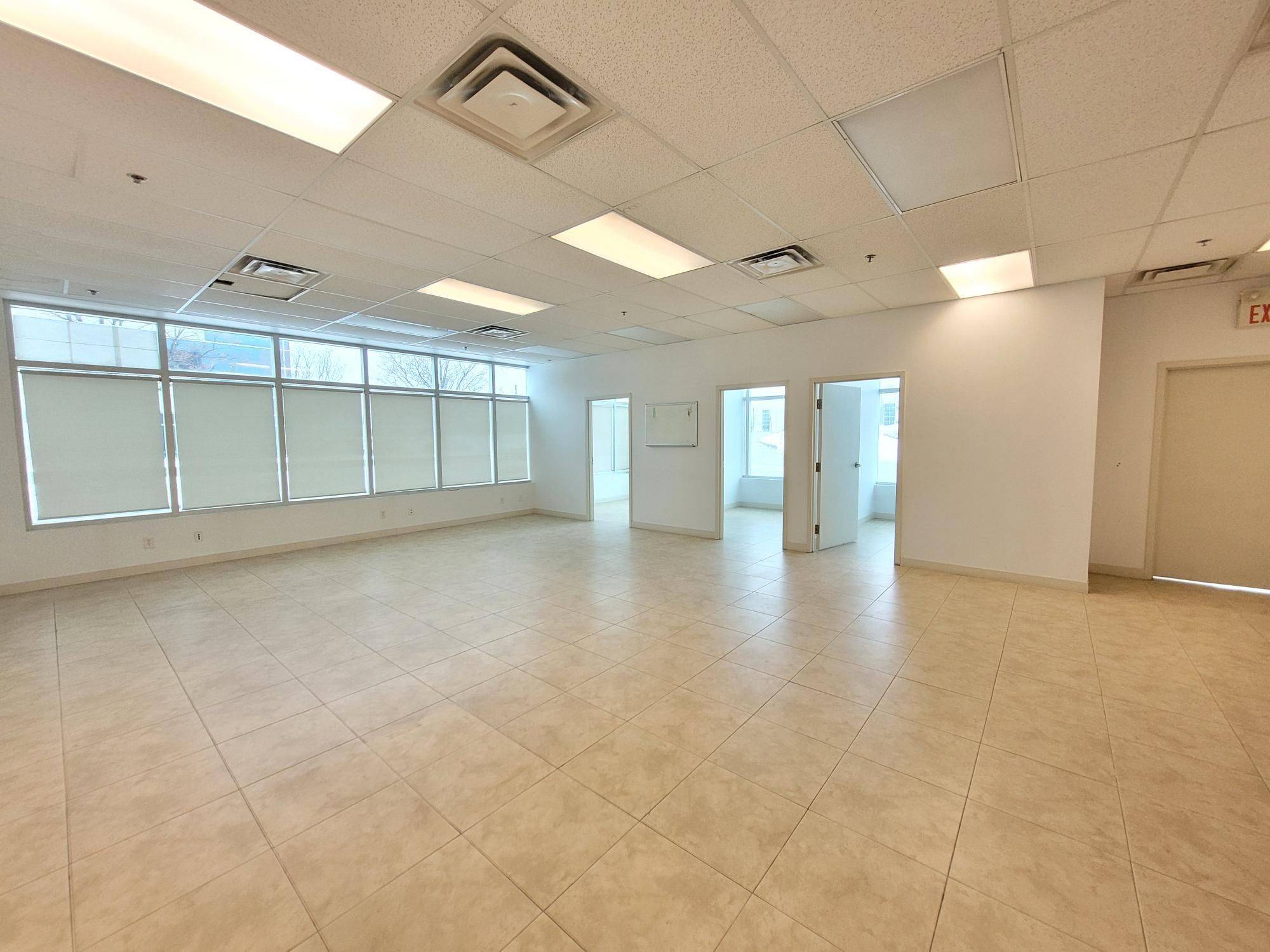 Vaughan, ON L4H 0K7,6201 Highway 7 N/A #Unit 1