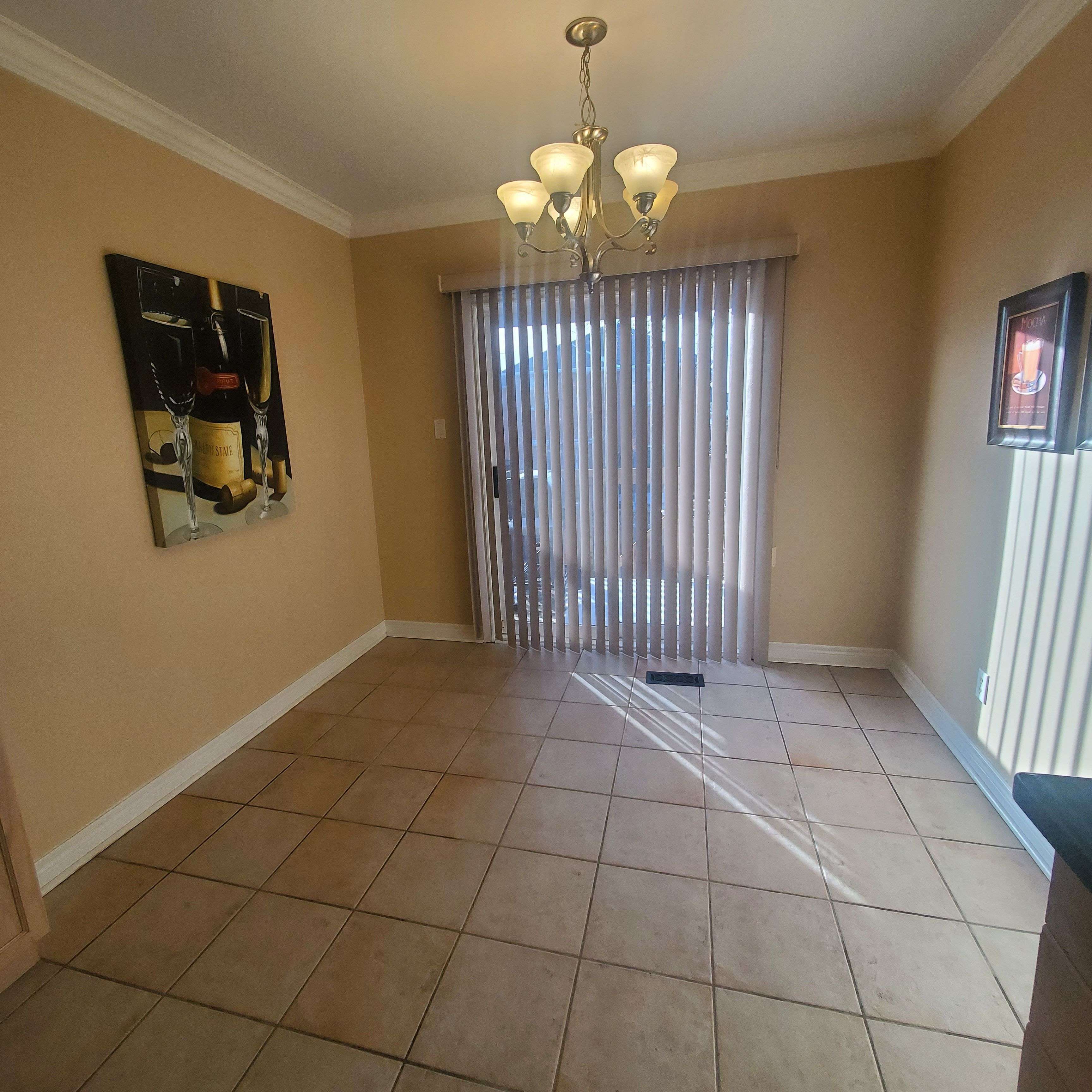 Vaughan, ON L6A 2W9,6 Solway AVE #MAIN AND 2ND FLOOR