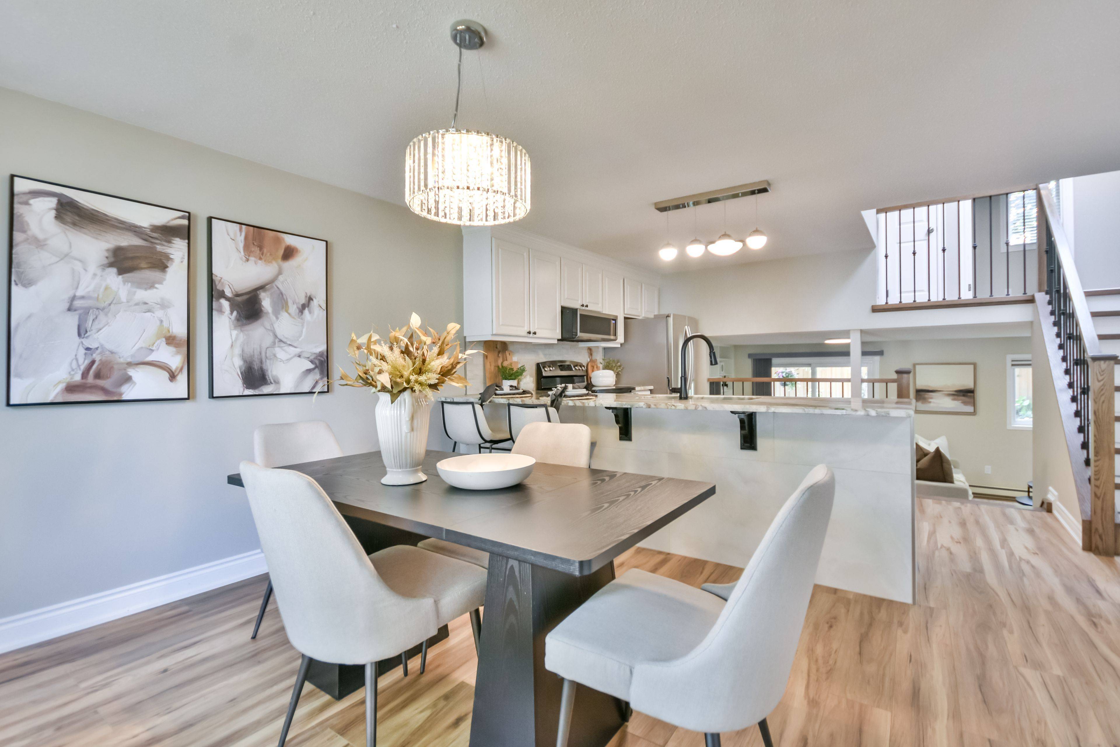 Barrie, ON L4N 5M2,49 Ridgeway AVE