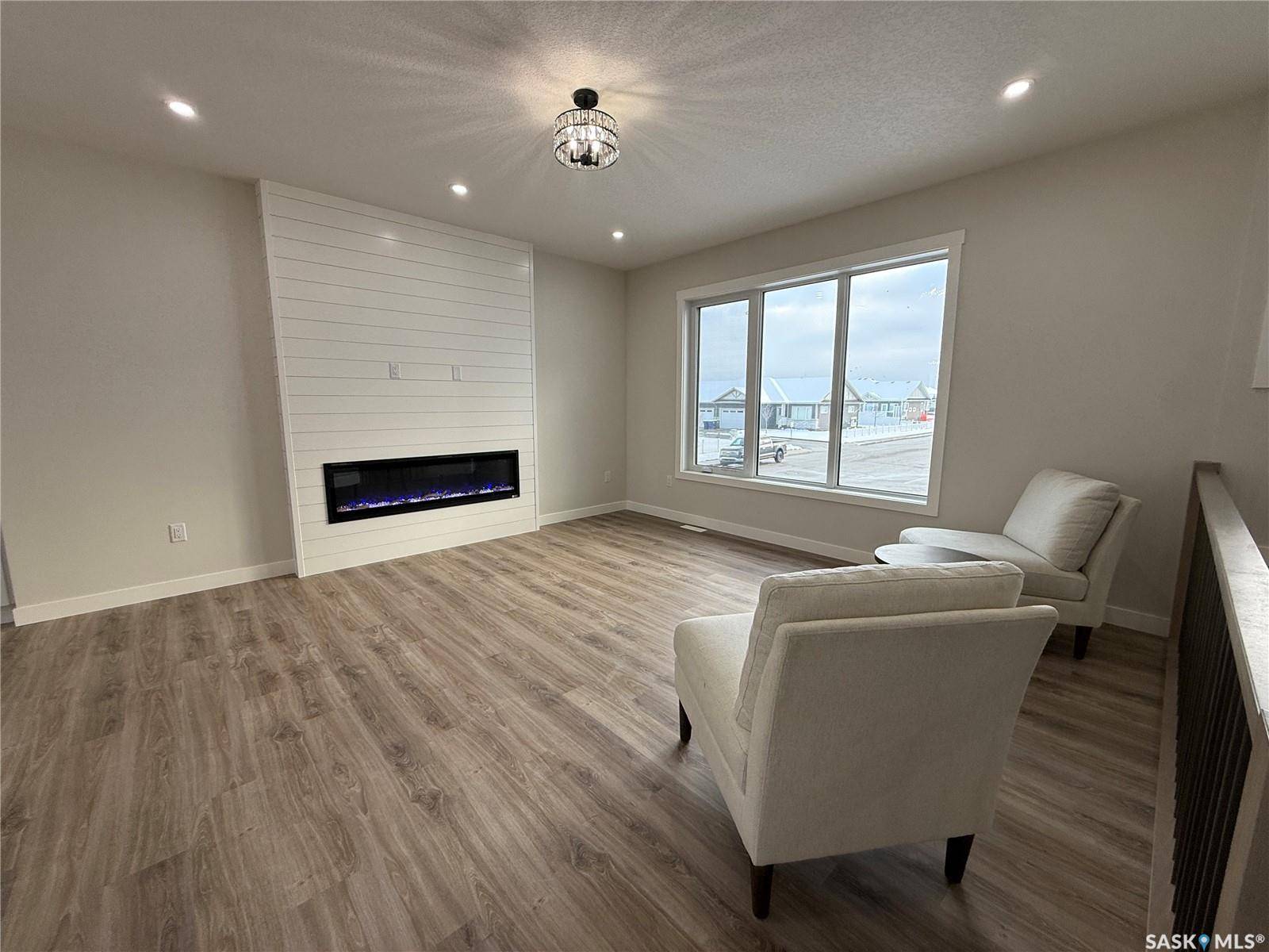 Warman, SK S0K 4S4,806 Ballesteros CRESCENT