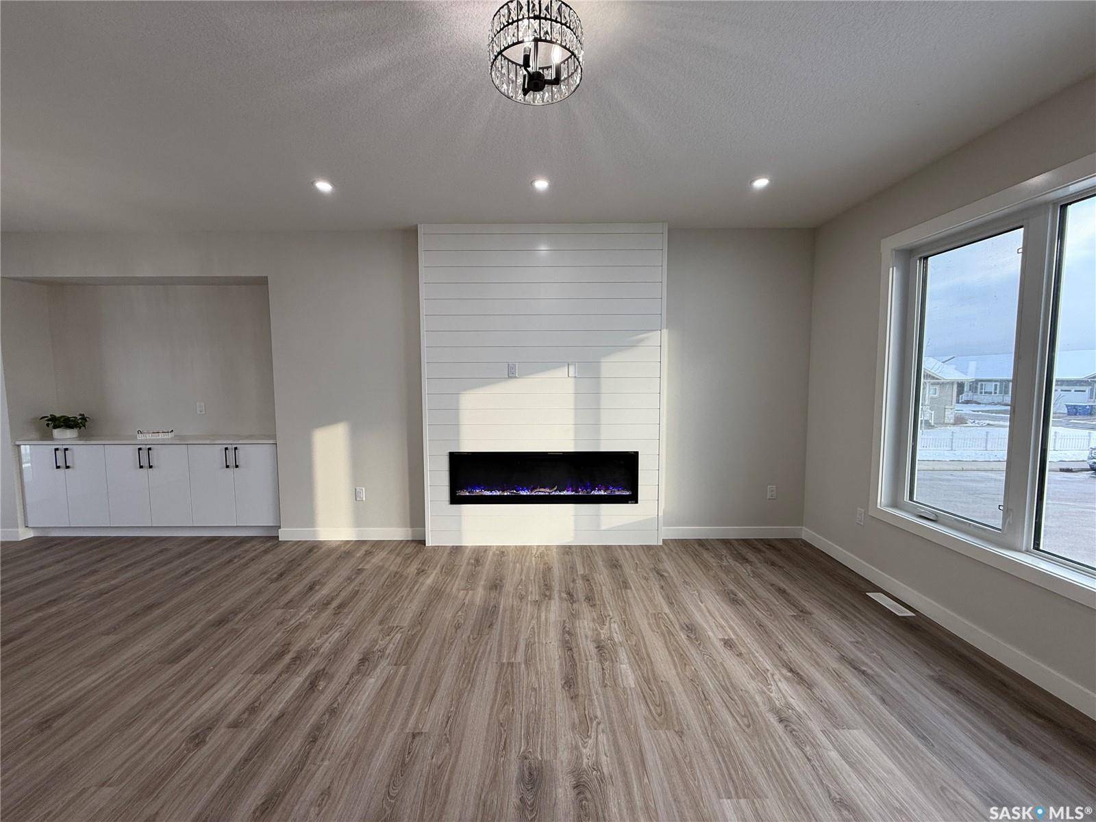 Warman, SK S0K 4S4,806 Ballesteros CRESCENT