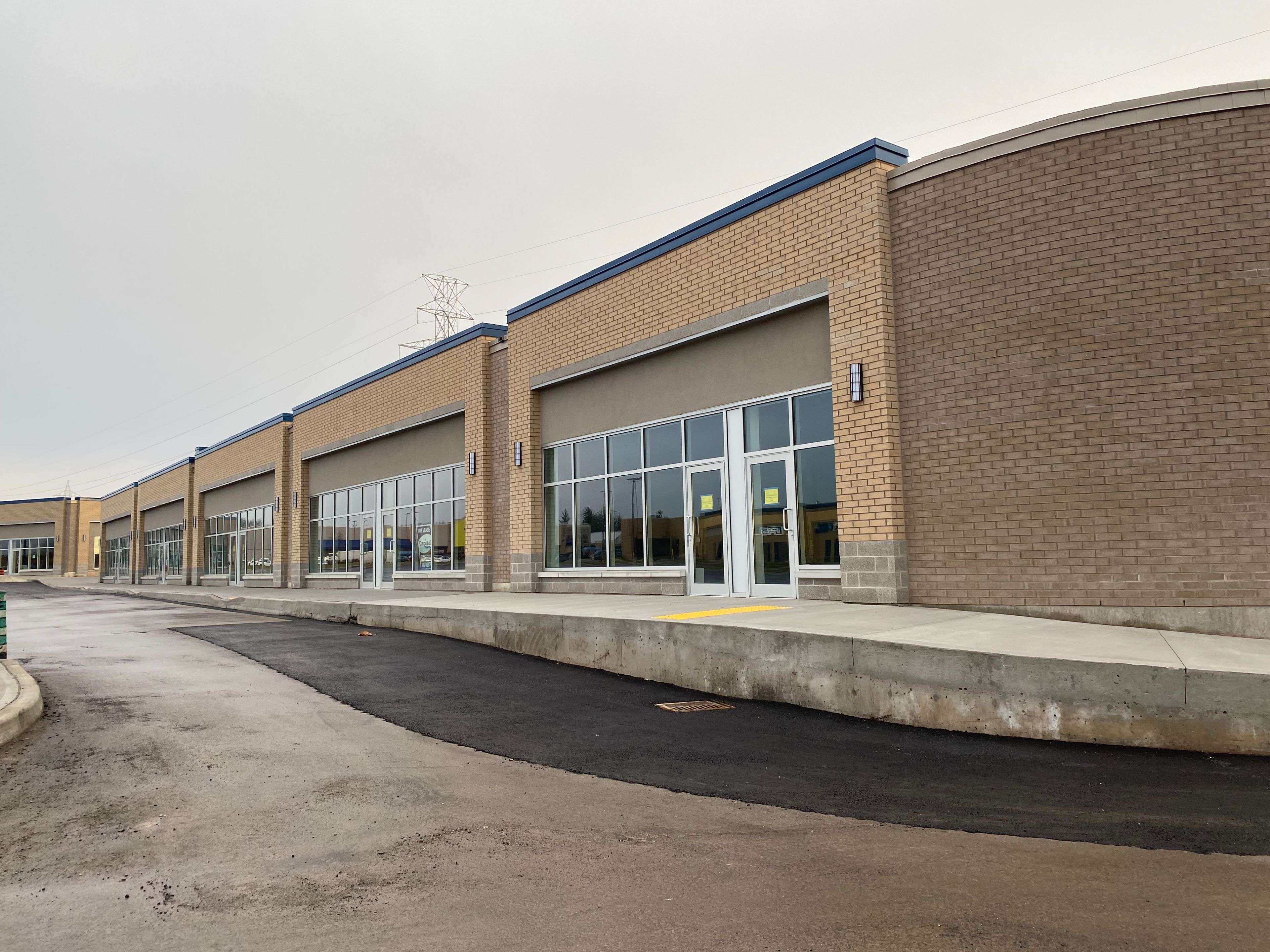 Burlington, ON L7M 0V7,3221 Appleby Line #CRU 7