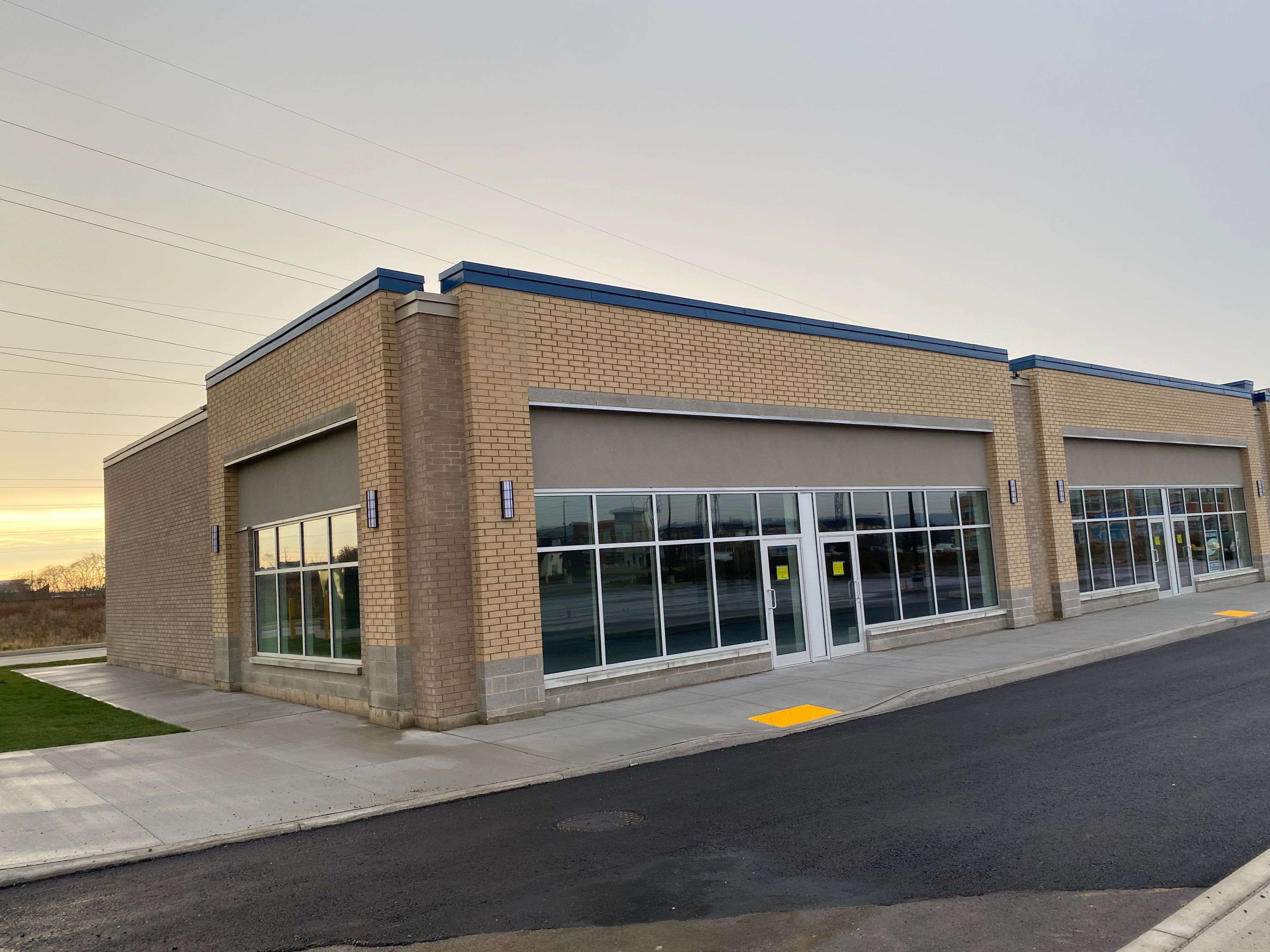 Burlington, ON L7M 0V7,3221 Appleby Line #CRU 7