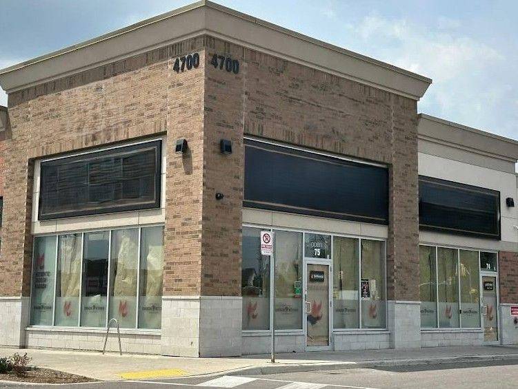 Mississauga, ON L5M 7C4,4700 Ridgeway DR #74 & 75