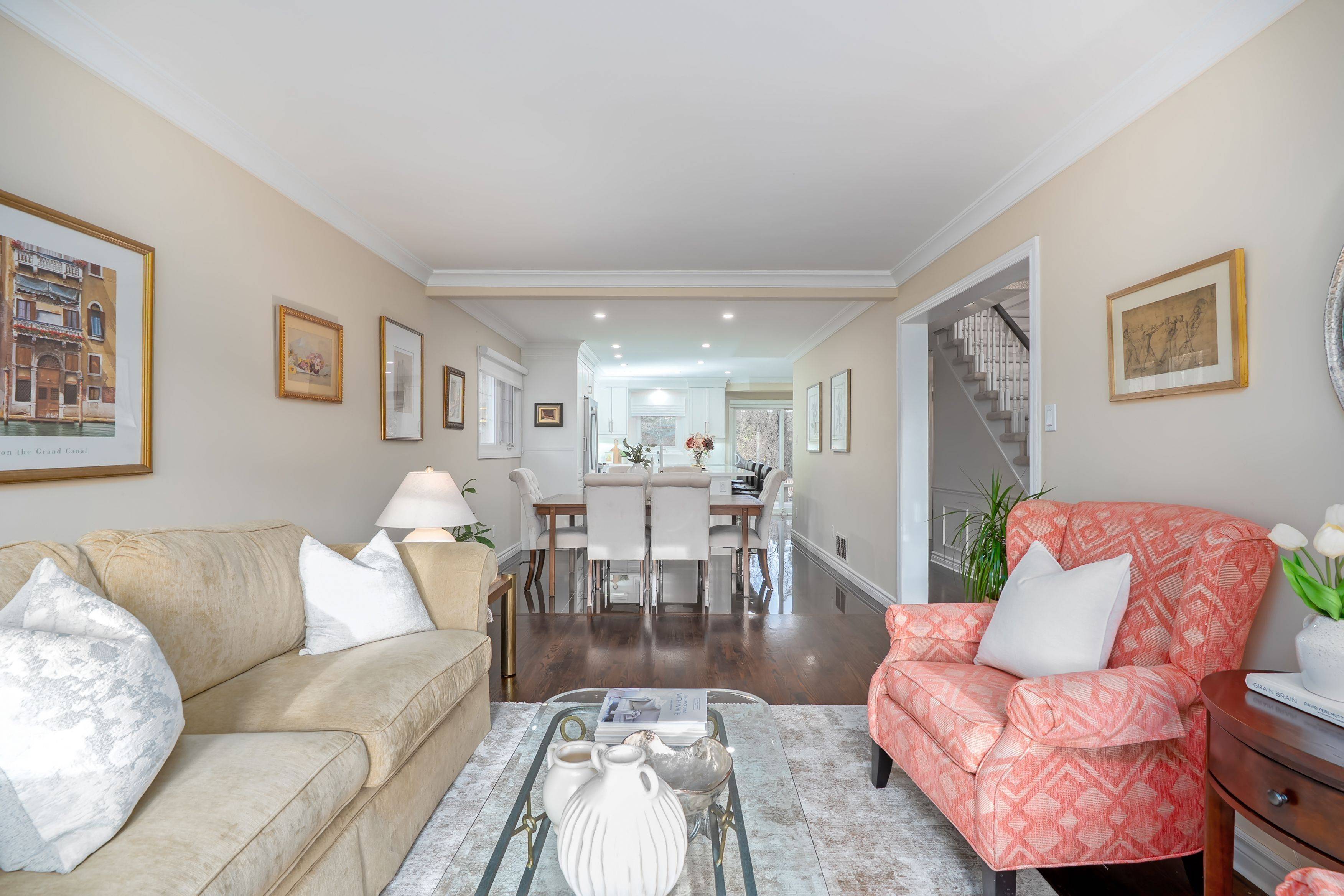 Mississauga, ON L5H 3T1,1599 Hermant CT