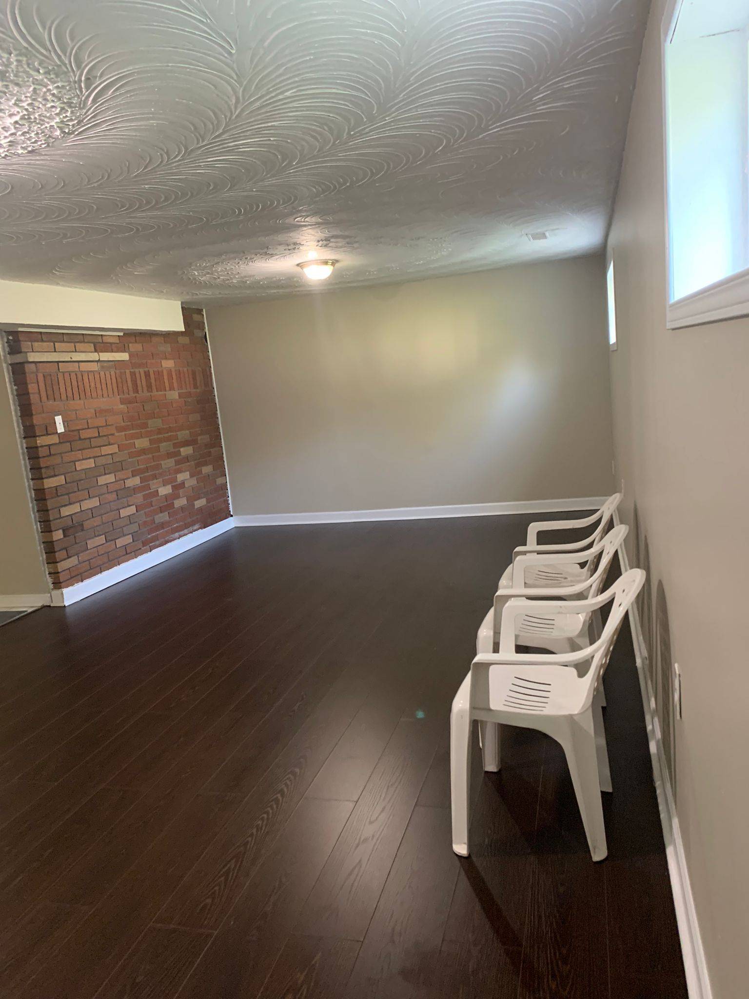 Mississauga, ON L4T 3S1,7523 Middlebrook ST #Lower