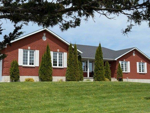 Tyendinaga, ON K0K 3A0,1047 Lazier RD