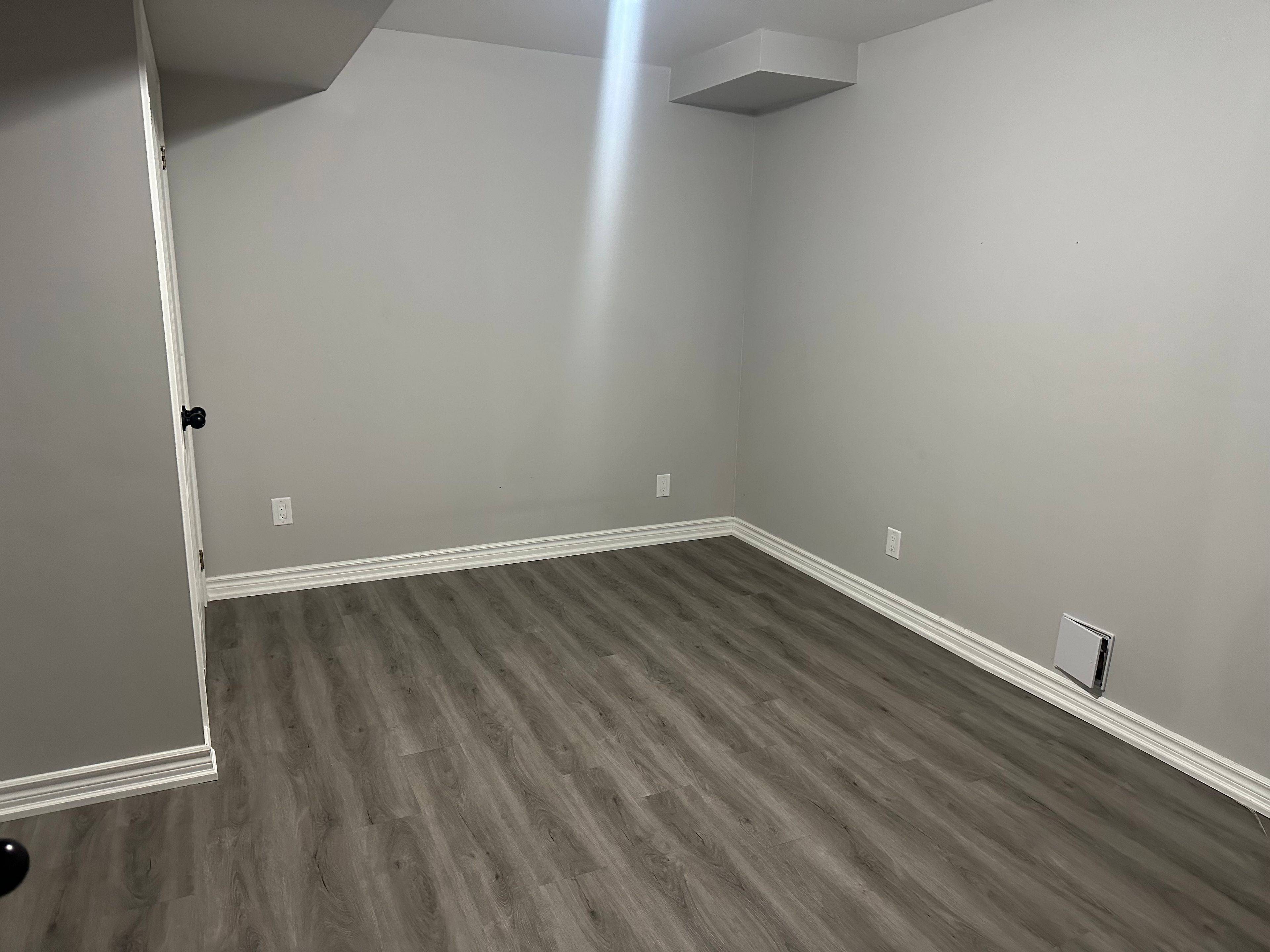 Shelburne, ON L9V 2S2,326 Wallace ST