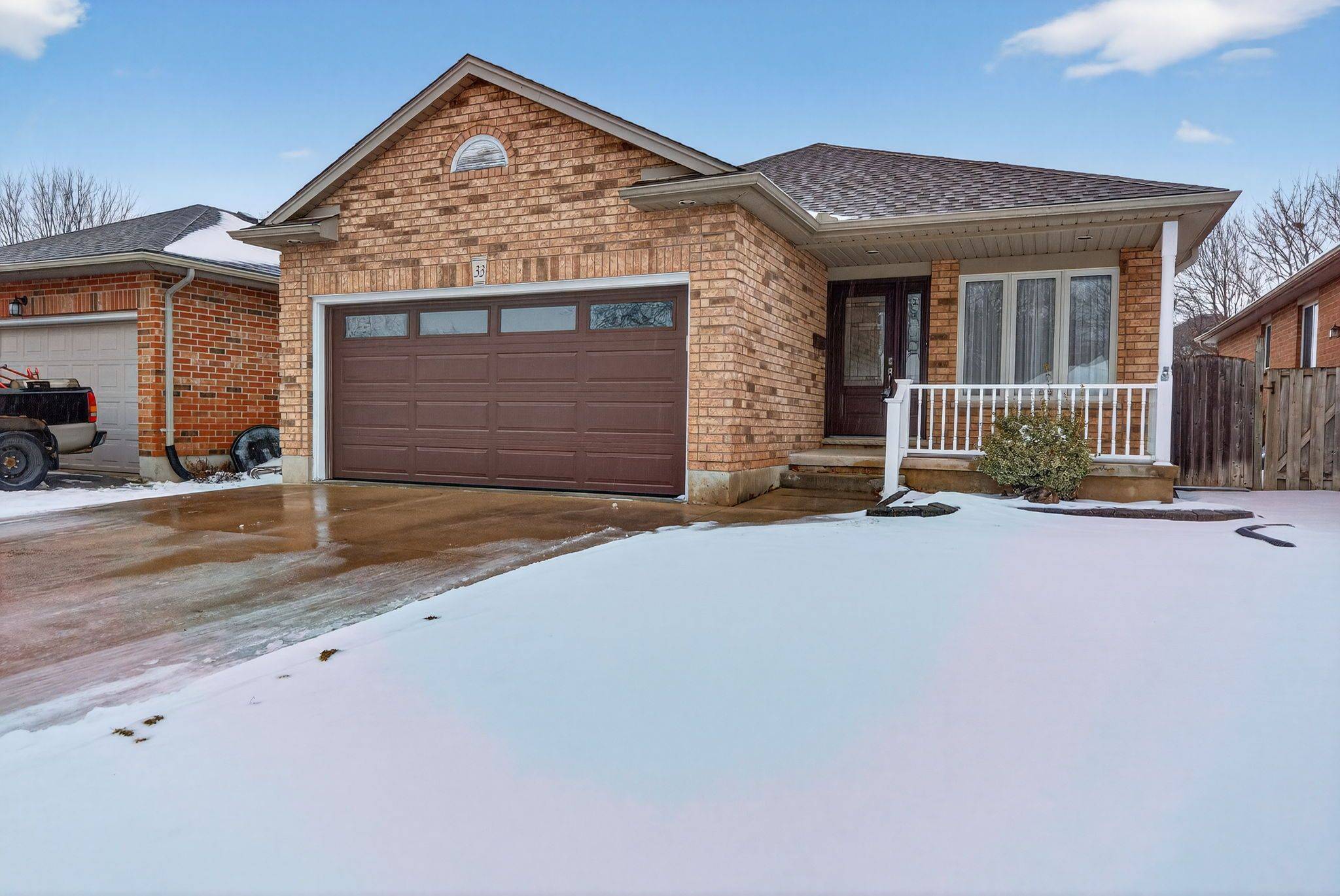 Strathroy-caradoc, ON N7G 4G4,33 Juniper CRES
