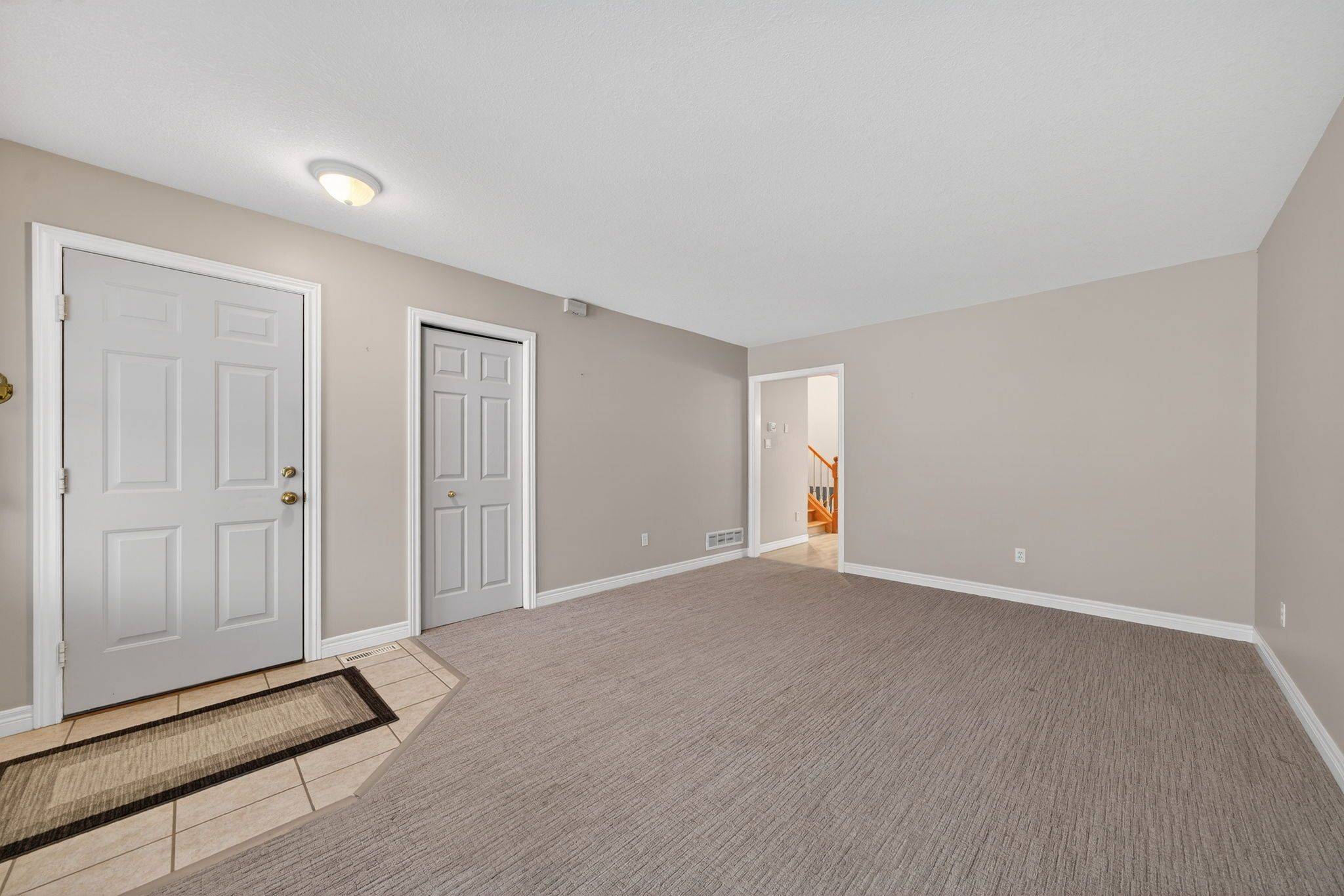 Strathroy-caradoc, ON N7G 4G4,33 Juniper CRES