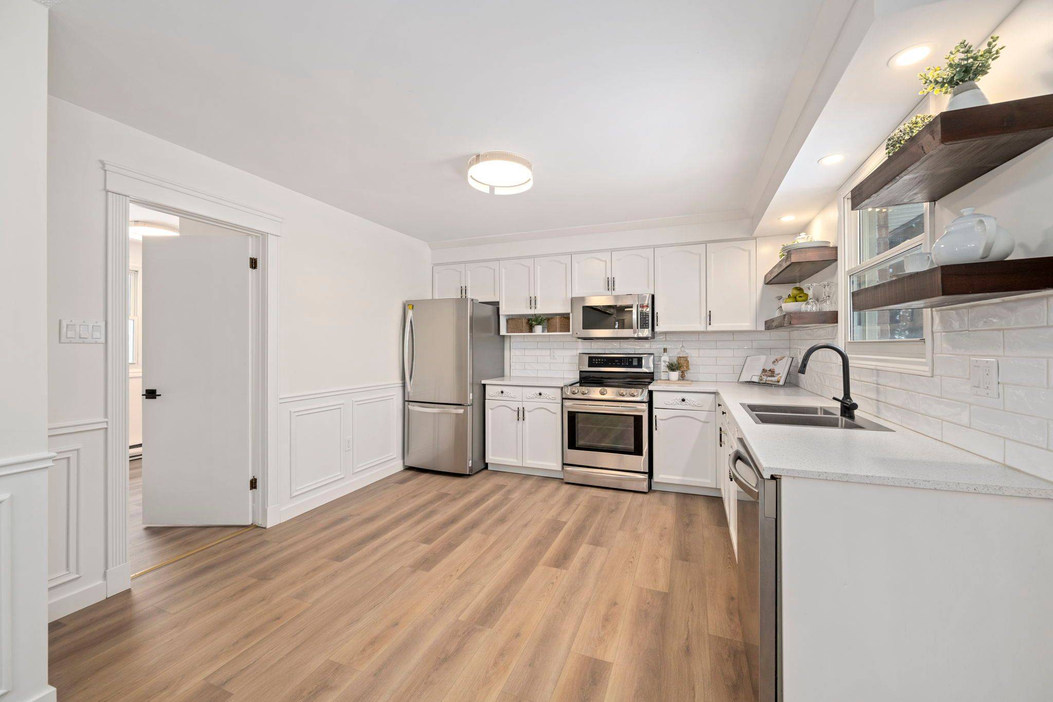 West Elgin, ON N0L 2P0,13904 Graham RD