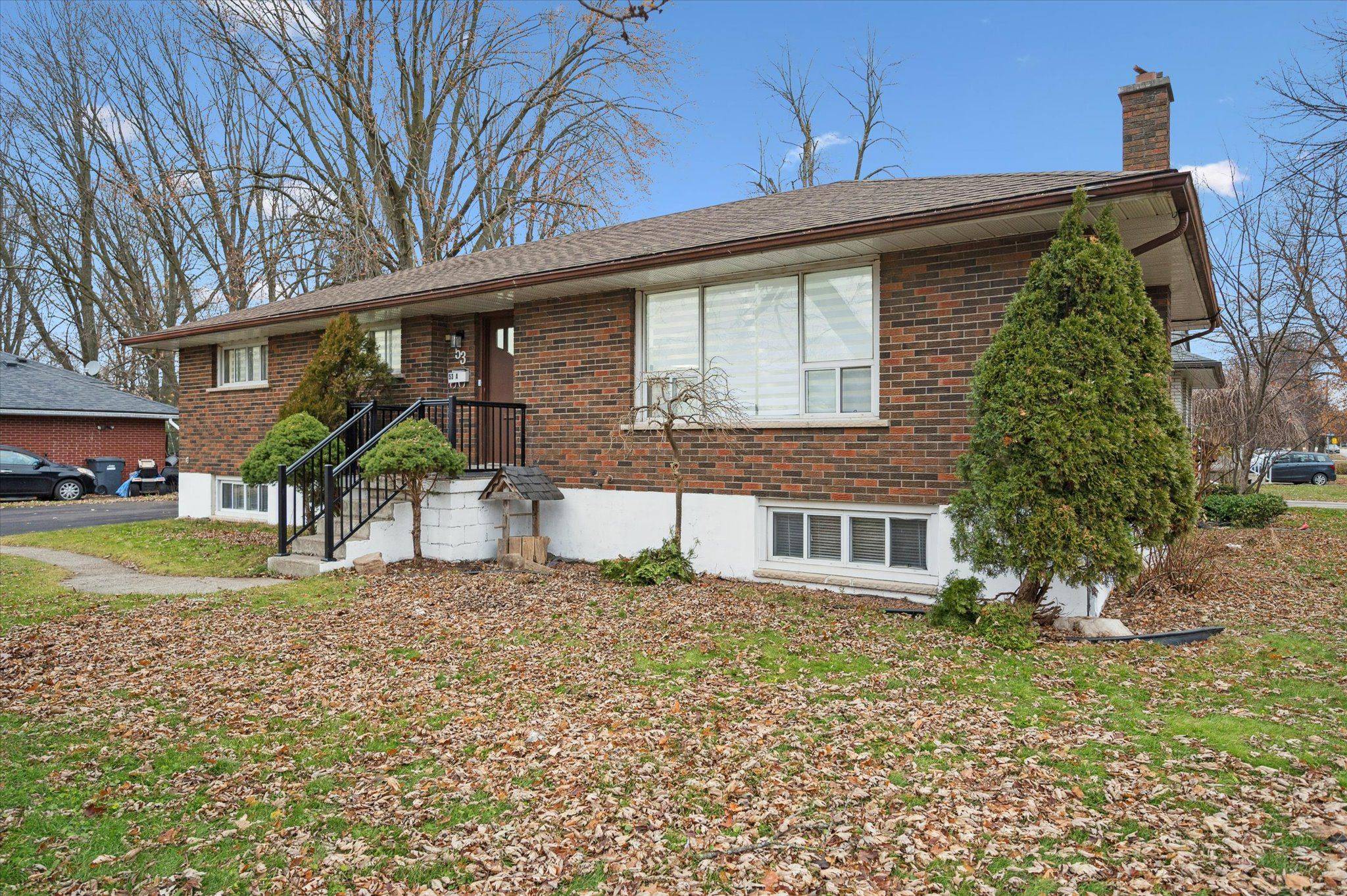 Guelph, ON N1H 5G1,53 Nicklin CRES