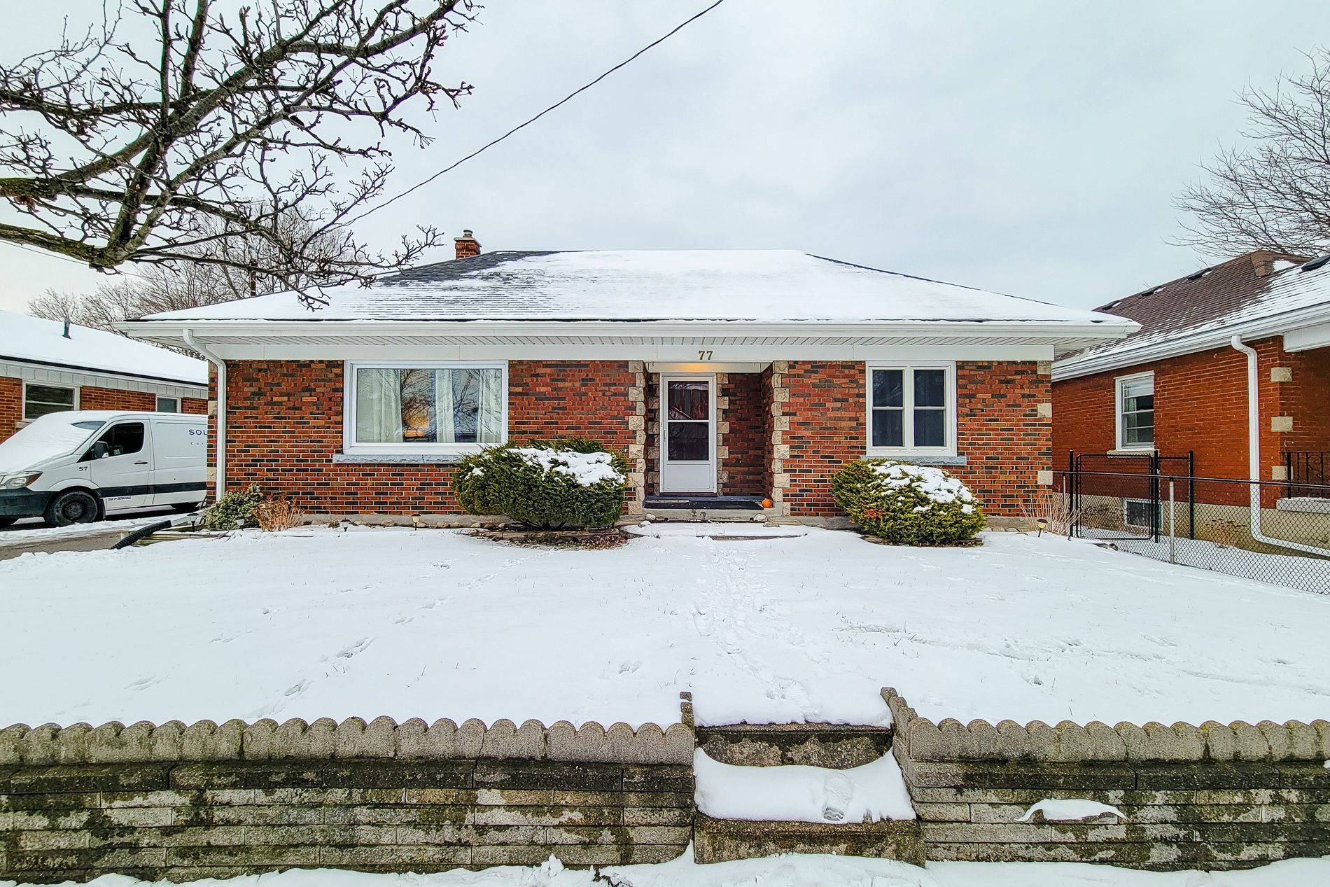 Brantford, ON N3S 1G5,77 Tenth AVE