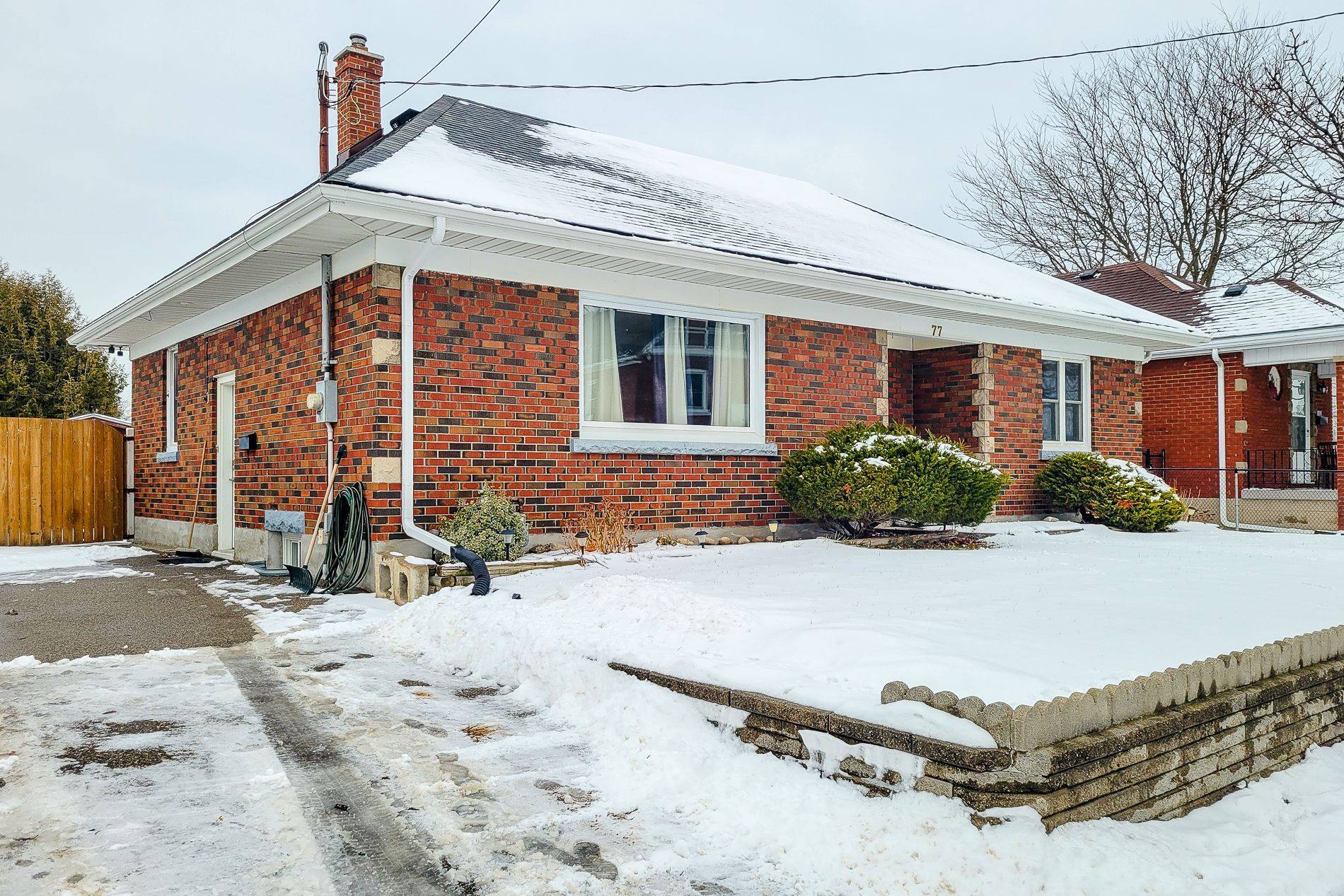 Brantford, ON N3S 1G5,77 Tenth AVE