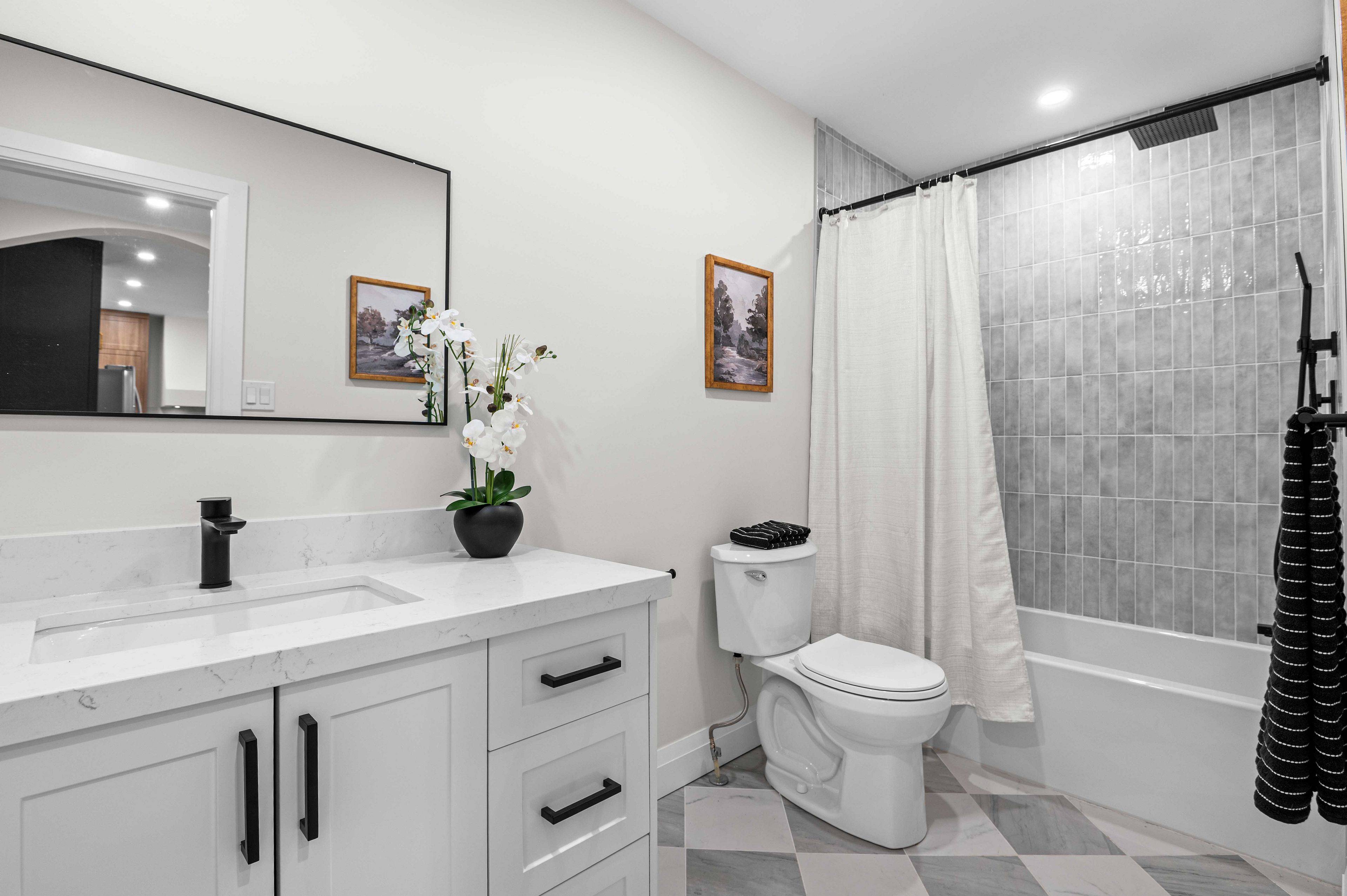 Wellington North, ON N0G 1A0,349 Smith ST