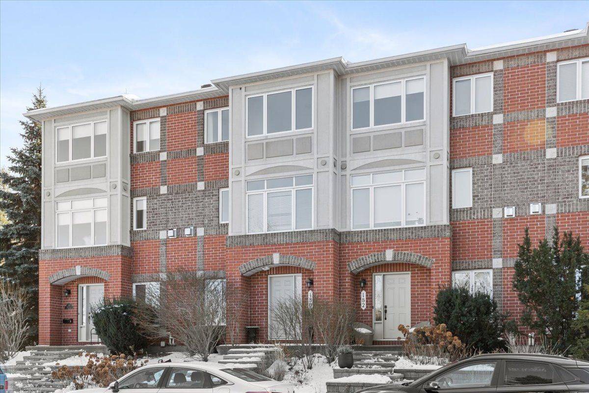 Westboro - Hampton Park, ON K1Z 1B8,180 Clearview AVE