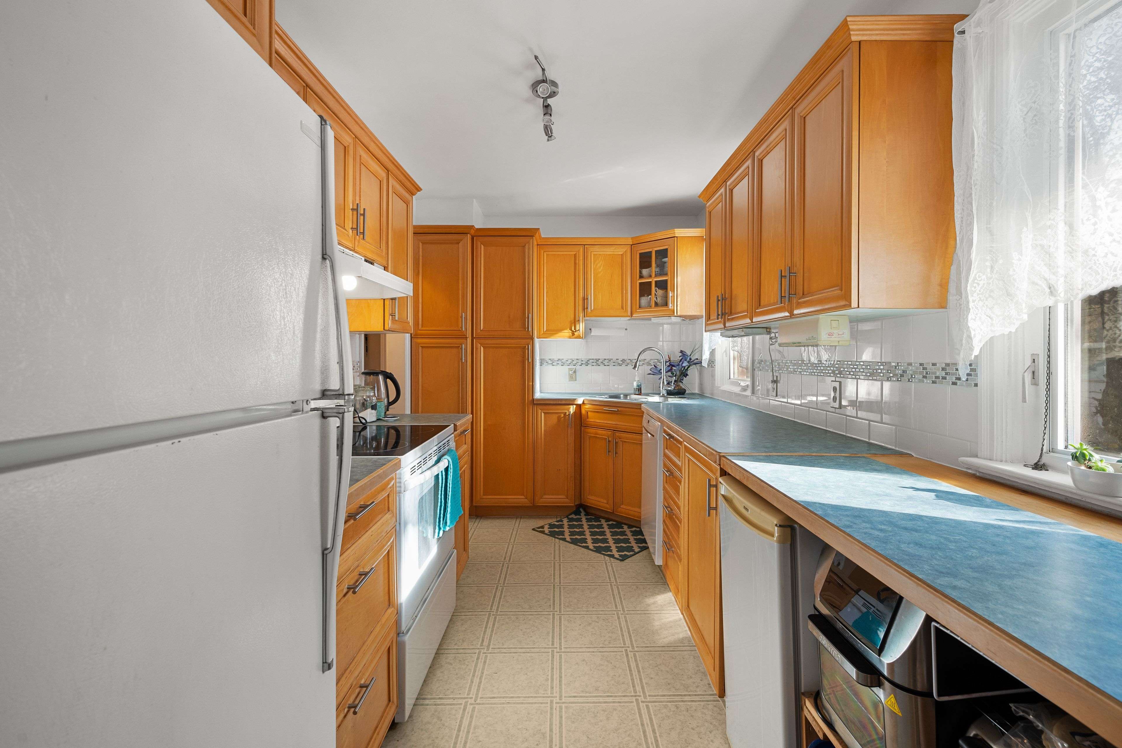 Kingston, ON K7K 4L7,9 Hillcrest AVE