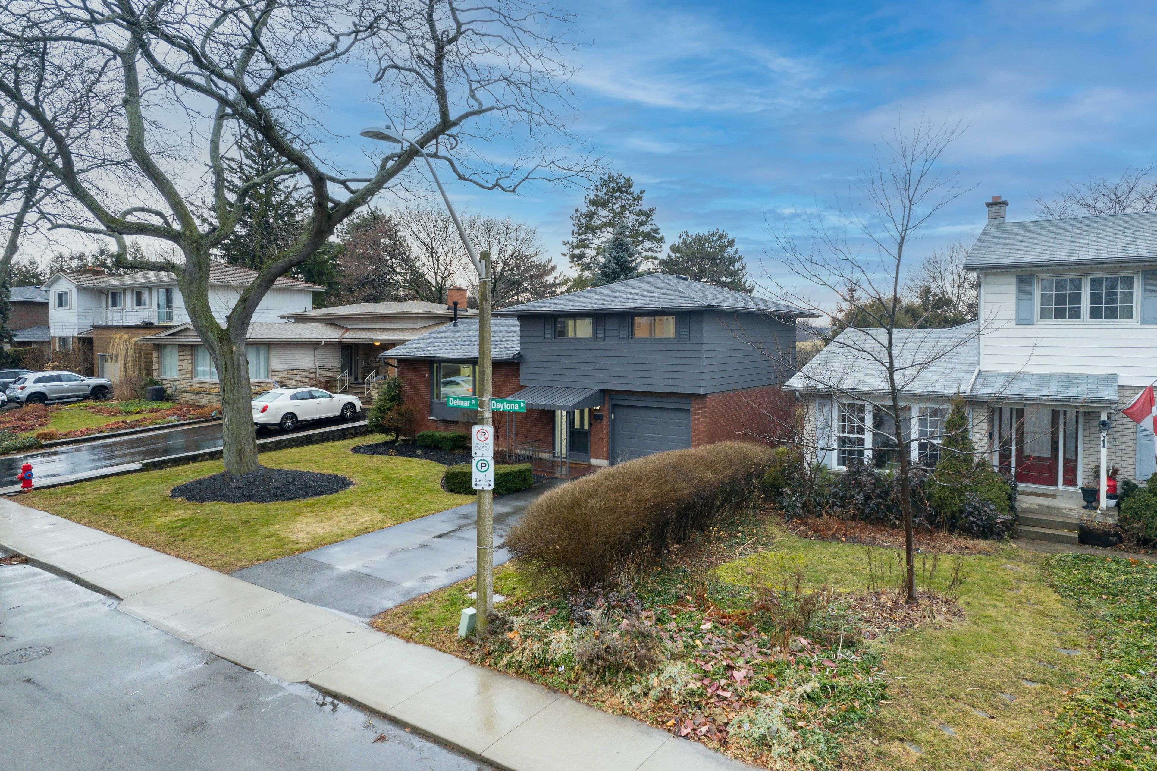 Hamilton, ON L9C 1J2,51 Delmar DR