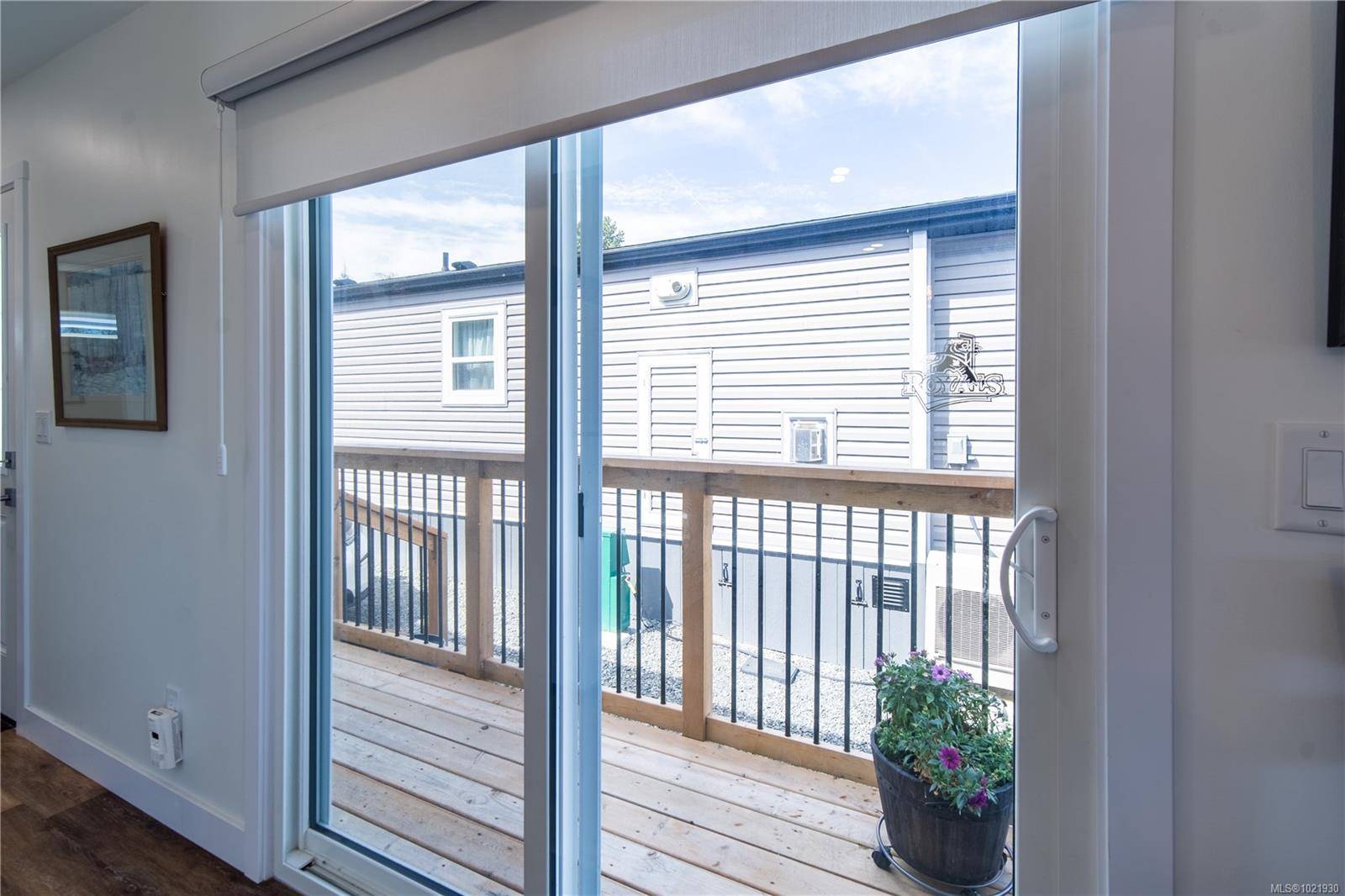 Central Saanich, BC V8M 0C3,747 Old Place Rd #416