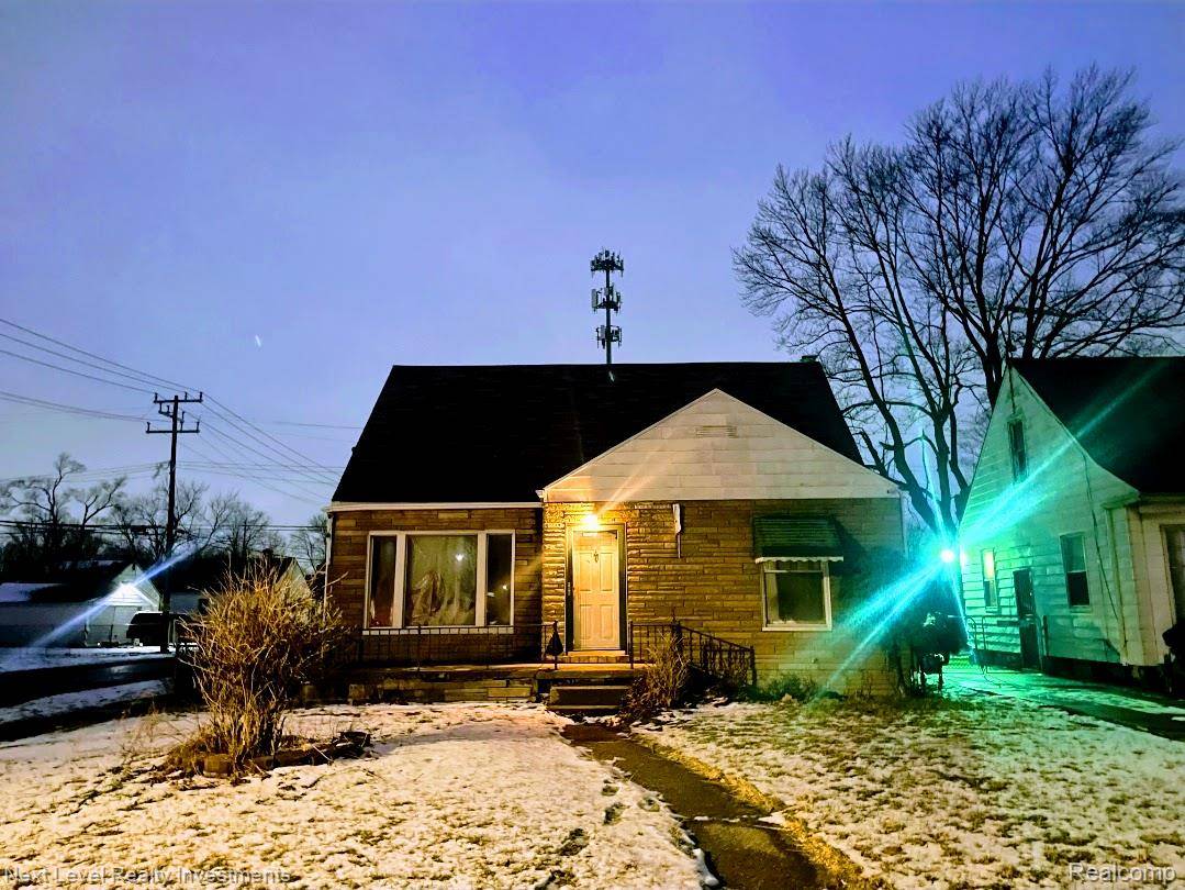 Detroit, MI 48205,20505 Strasburg ST