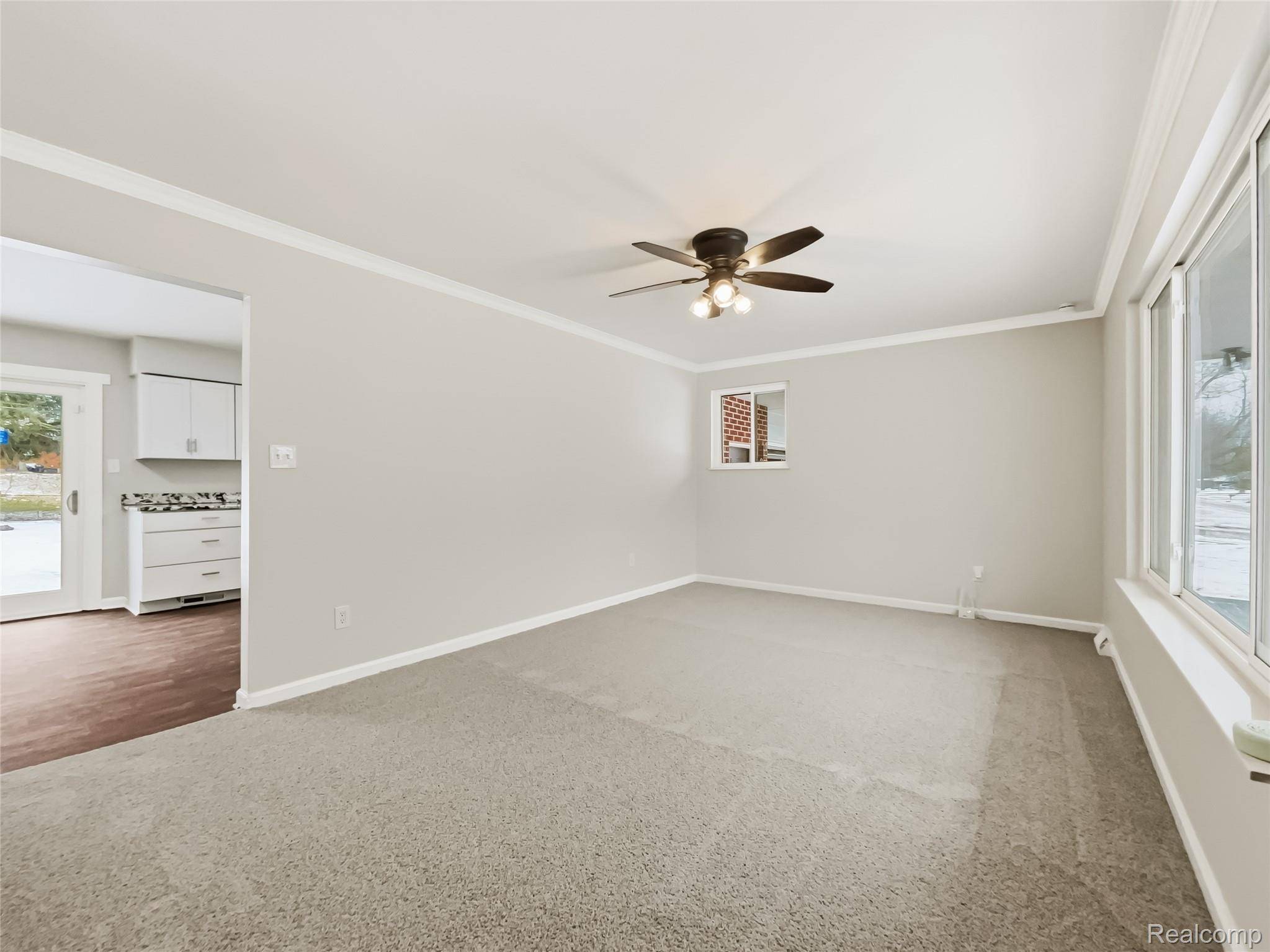 Waterford, MI 48328,770 Sheryl DR