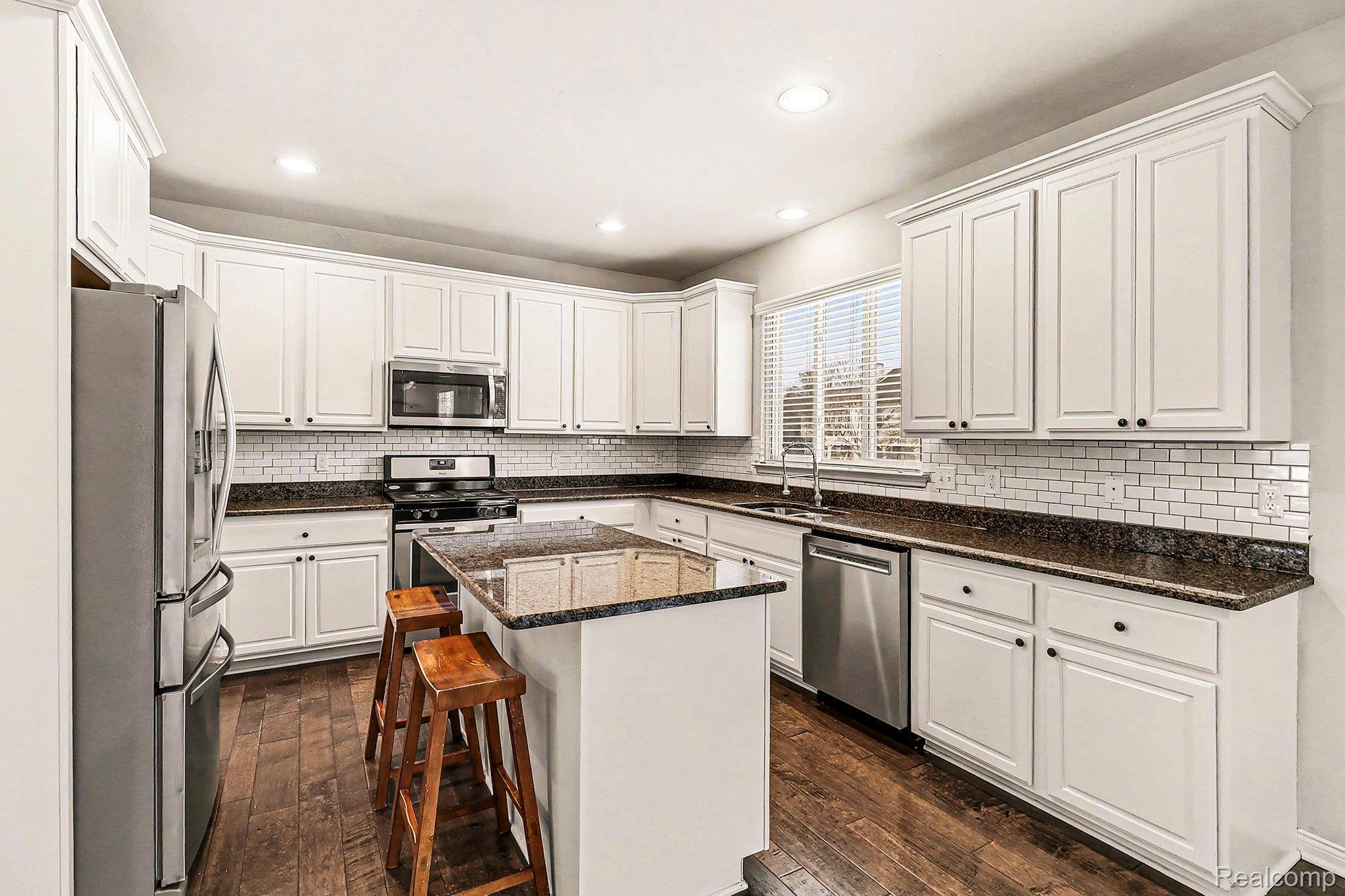 Oxford, MI 48371,335 Whispering Winds