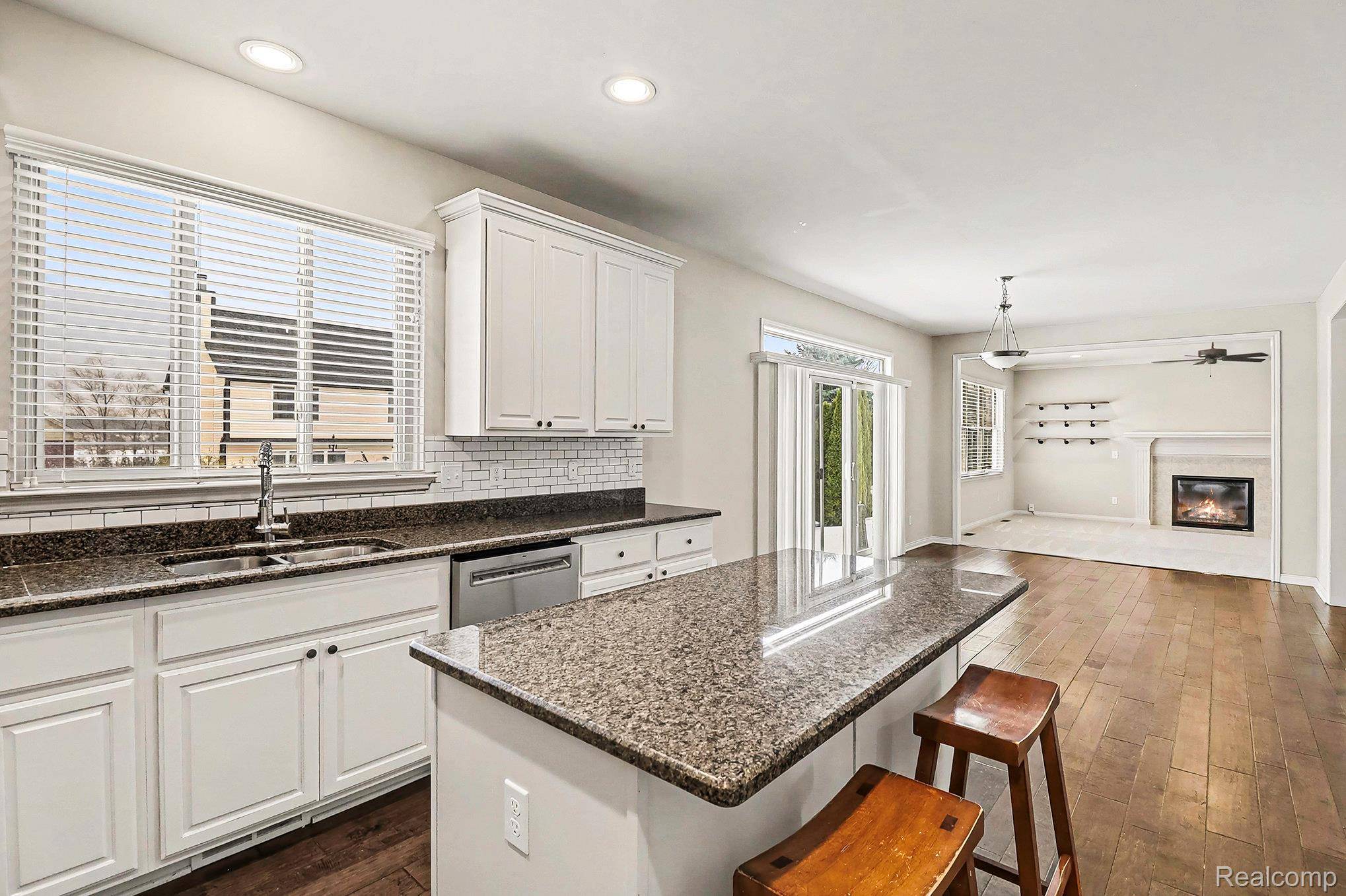 Oxford, MI 48371,335 Whispering Winds