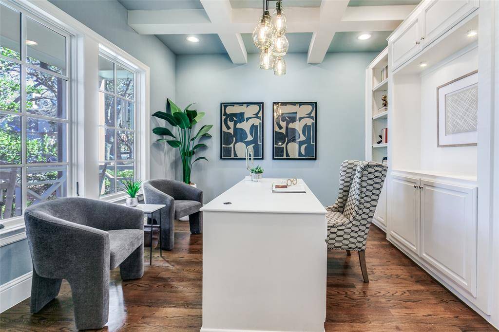 University Park, TX 75205,3329 Milton Avenue