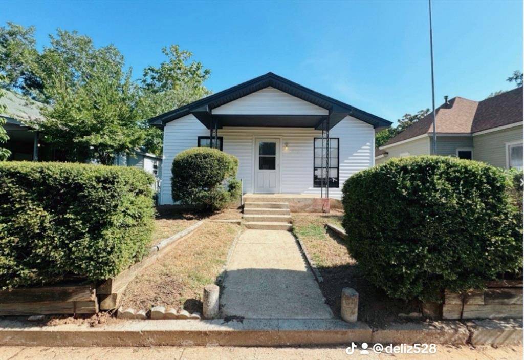 Denison, TX 75020,715 W Monterey Street