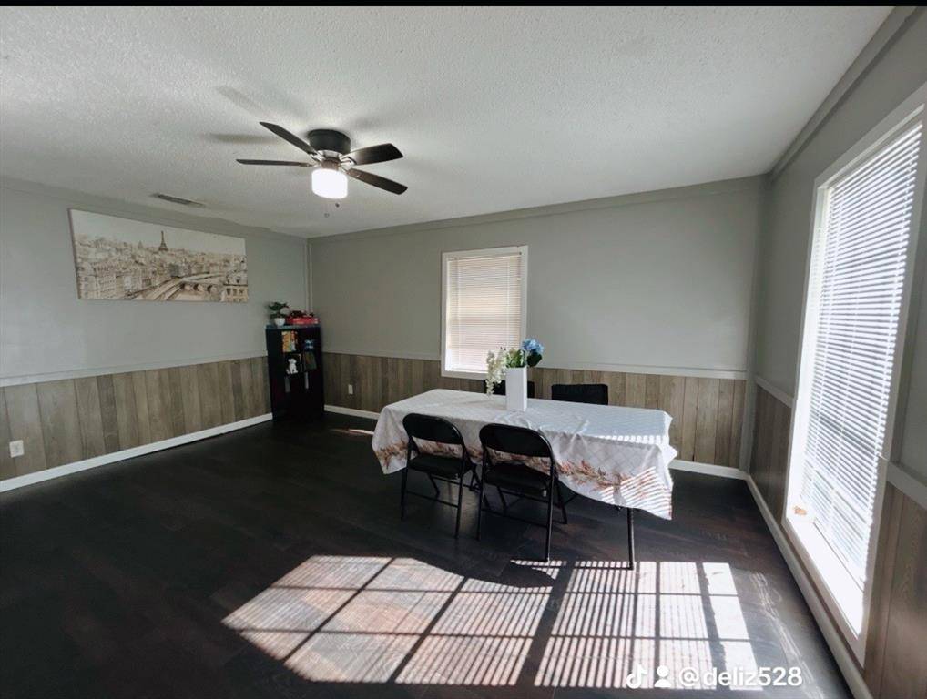 Denison, TX 75020,715 W Monterey Street