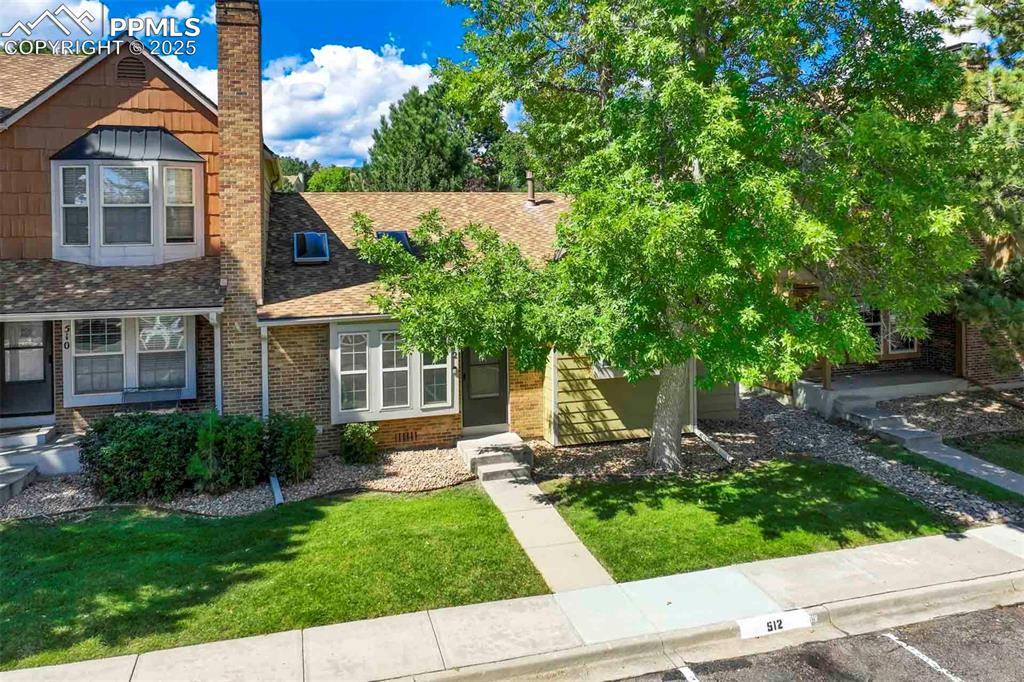 Colorado Springs, CO 80919,512 Rolling Hills DR