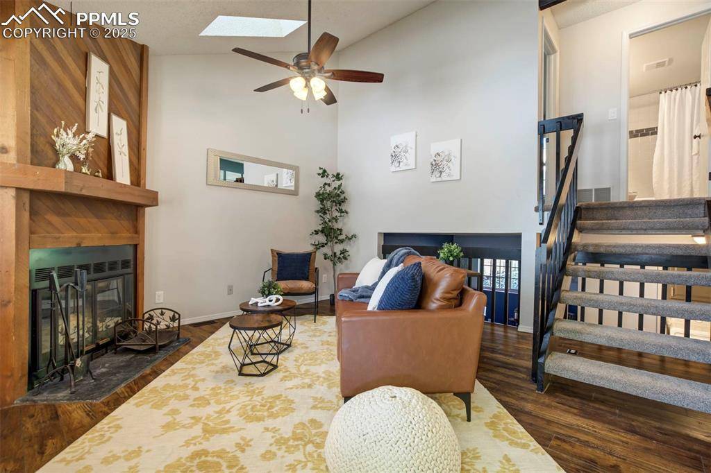 Colorado Springs, CO 80919,512 Rolling Hills DR