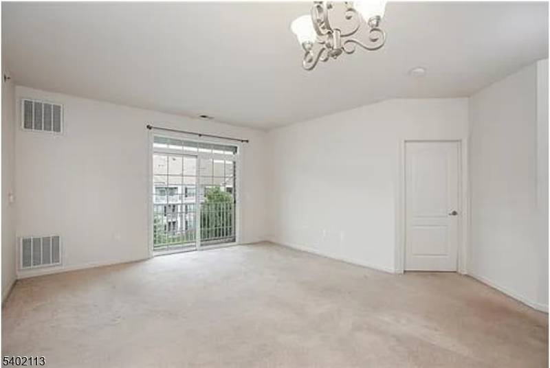 Edison Twp., NJ 08837,3223 Edward Stec Blvd