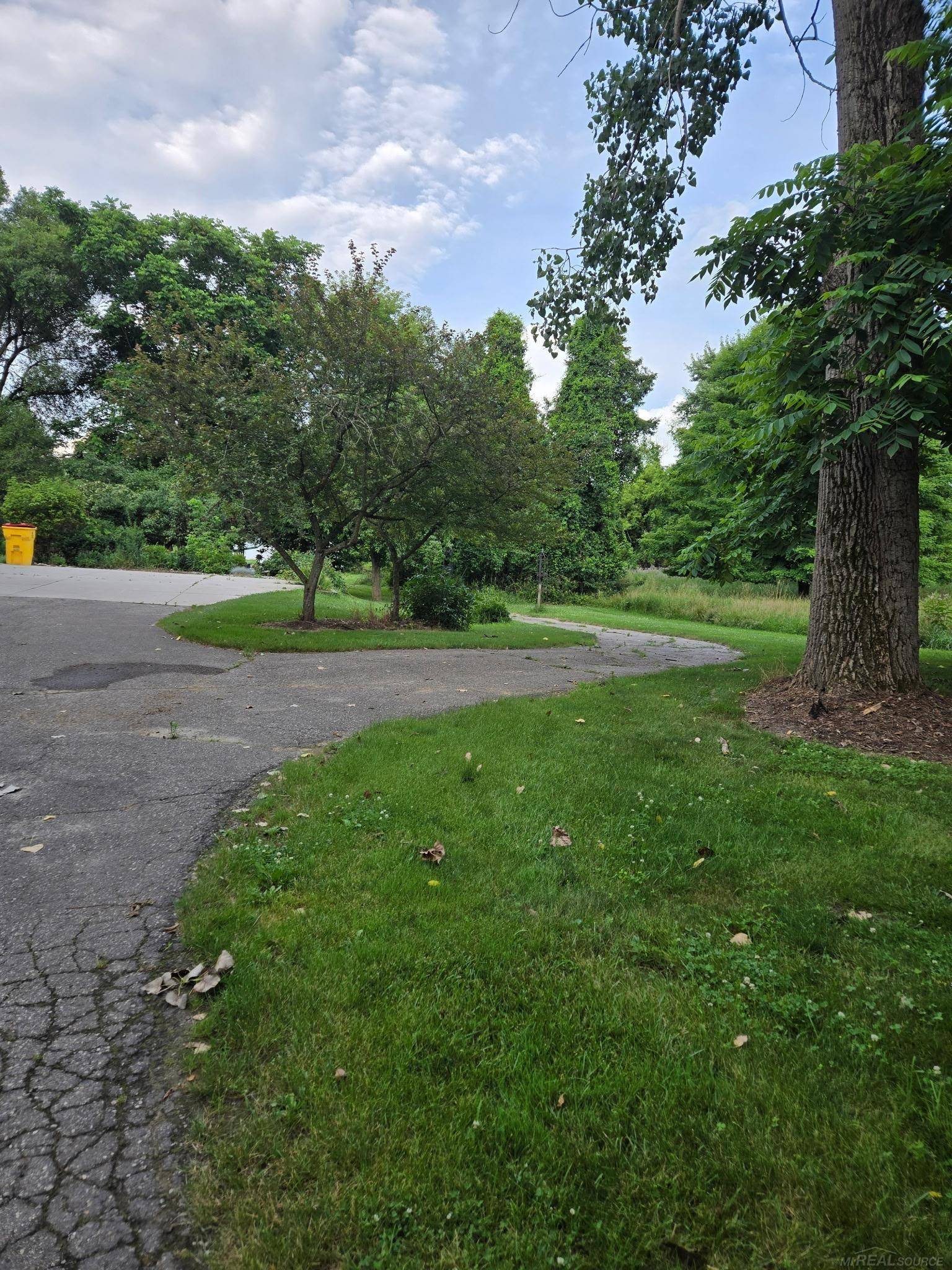 Romeo, MI 48065,70202 Eldred RD