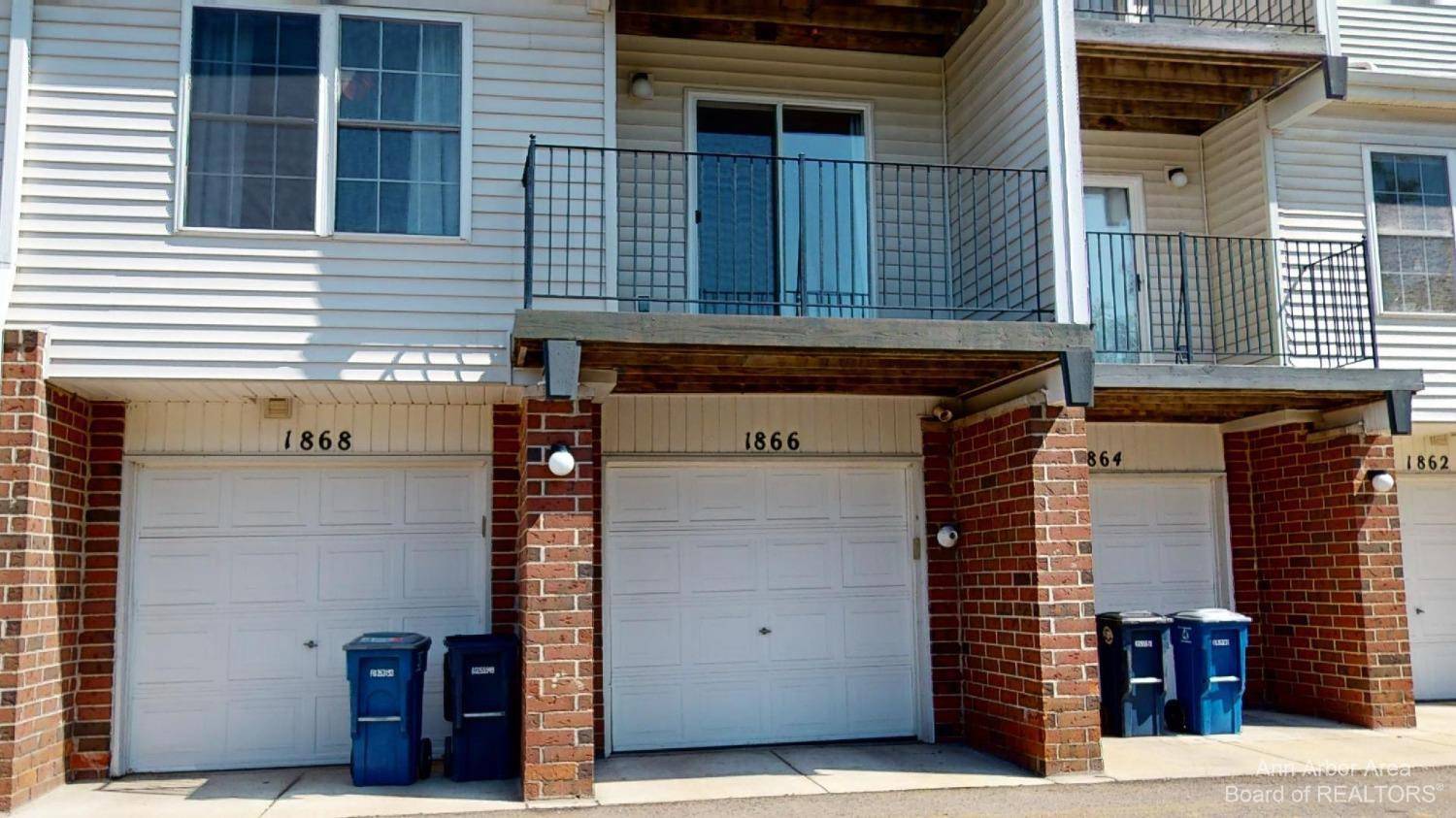 Ann Arbor, MI 48104,1866 Lindsay LN