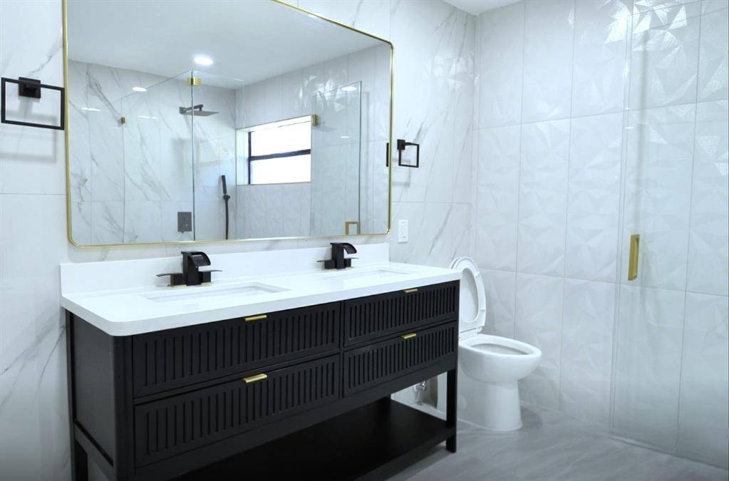 Cooper City, FL 33330,11516 SW 54th St