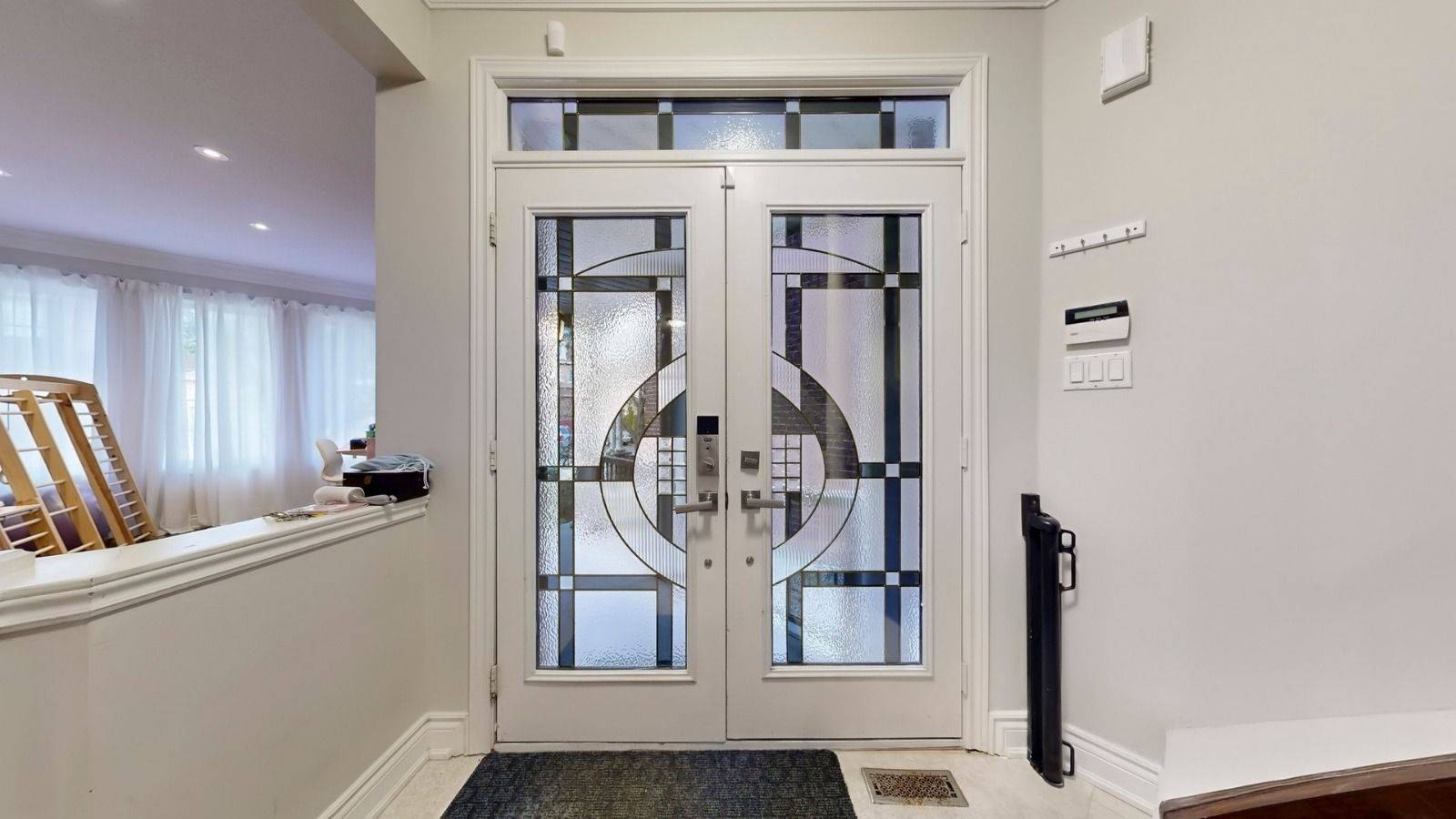 Vaughan, ON L4J 8T5,63 Seabreeze AVE